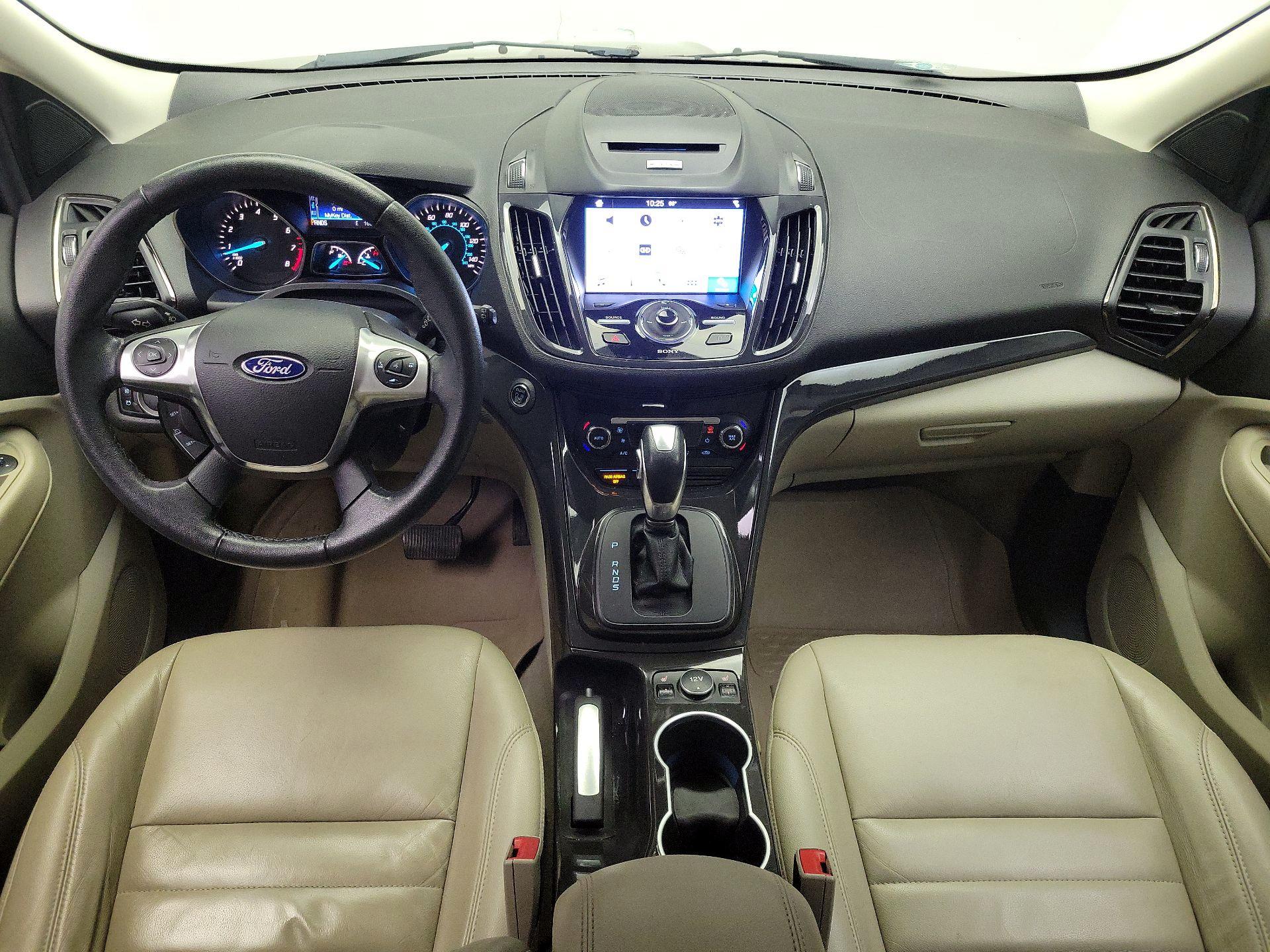 Thumbnail: 2016 Ford Escape - 9