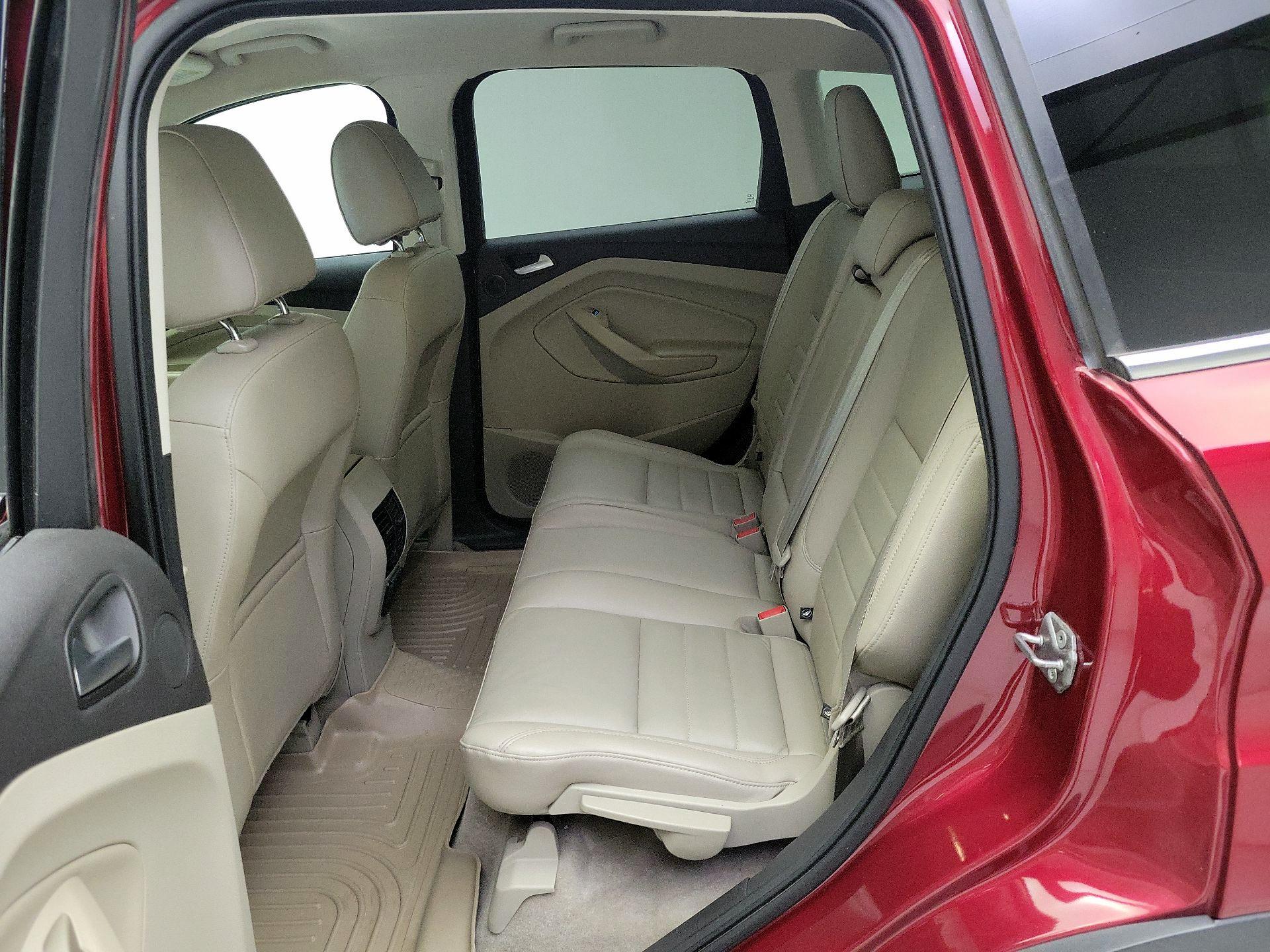 Thumbnail: 2016 Ford Escape - 19