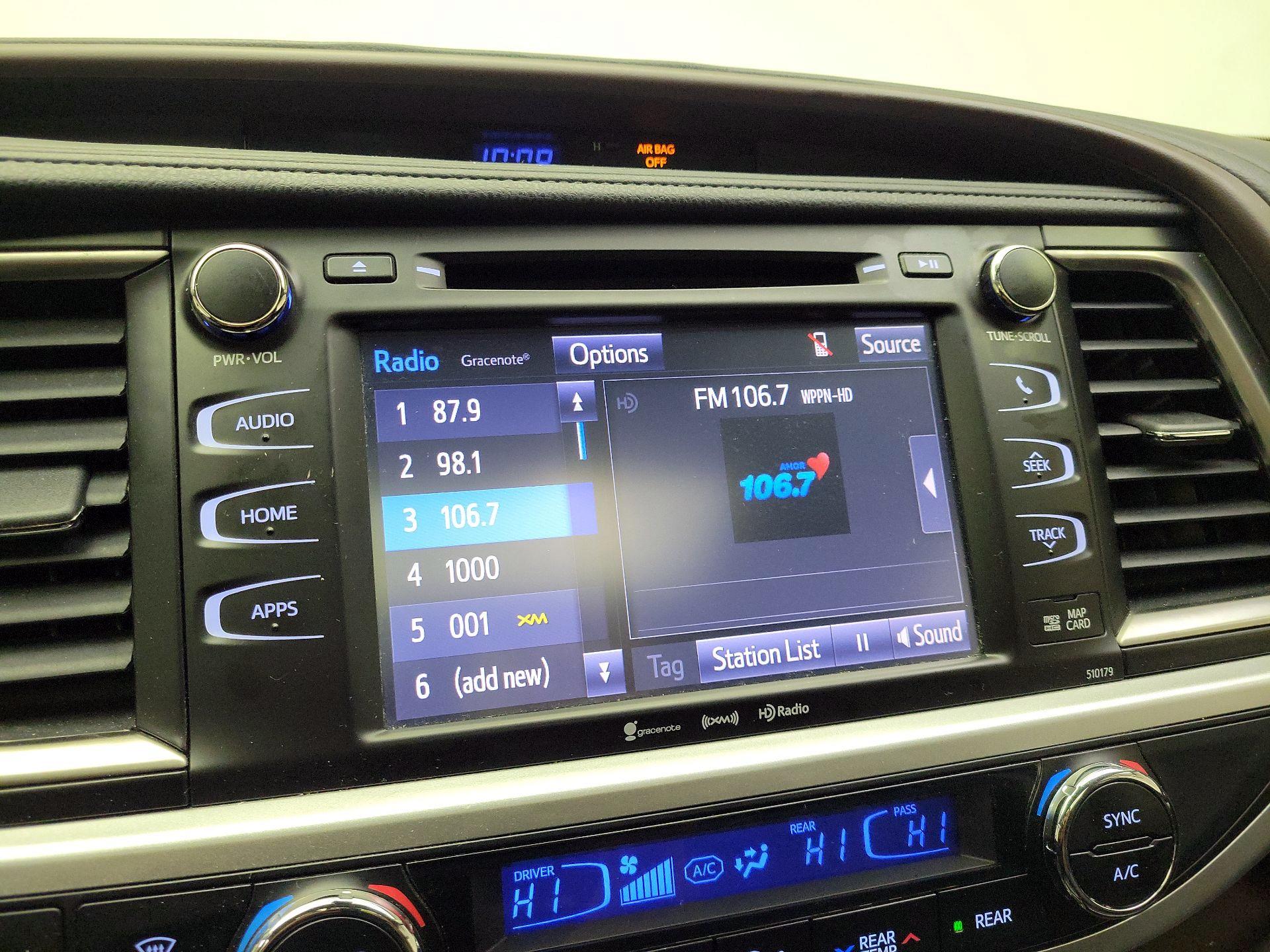 Thumbnail: 2018 Toyota Highlander - 15