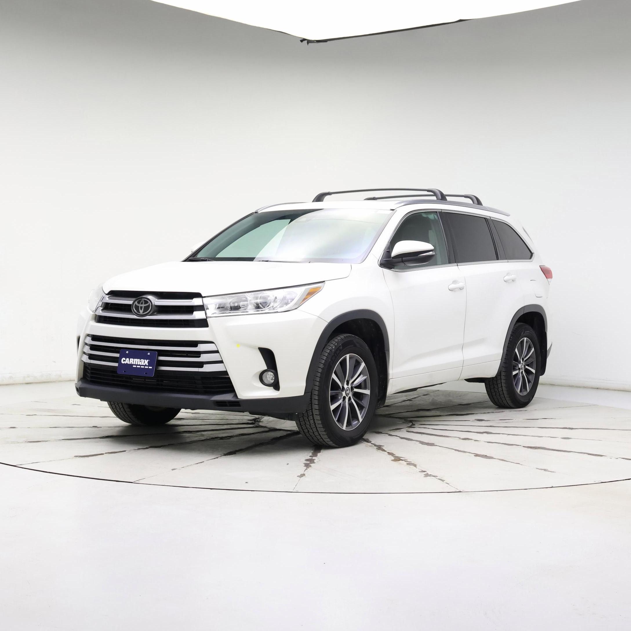 Thumbnail: 2018 Toyota Highlander - 4