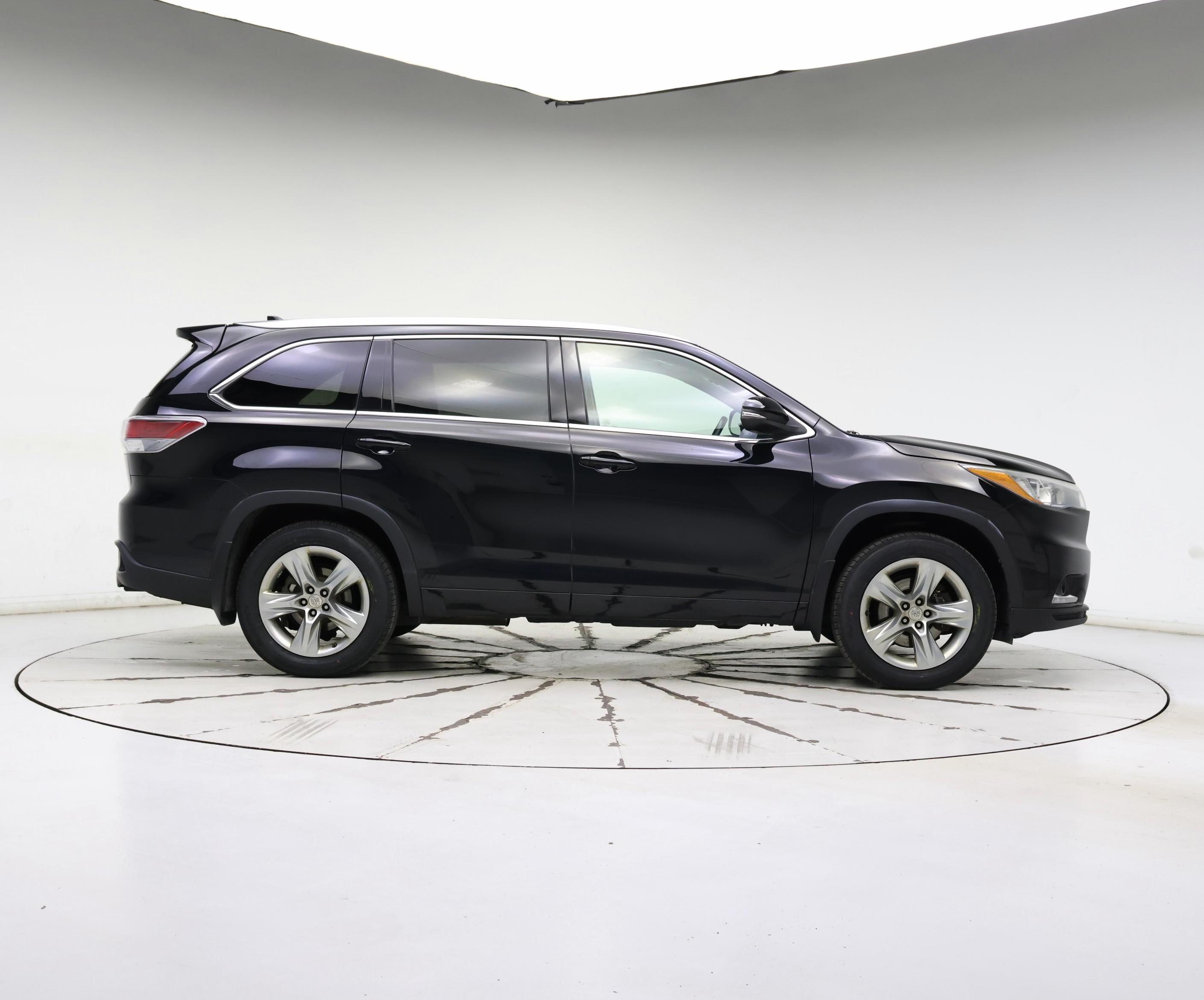 Thumbnail: 2015 Toyota Highlander - 7