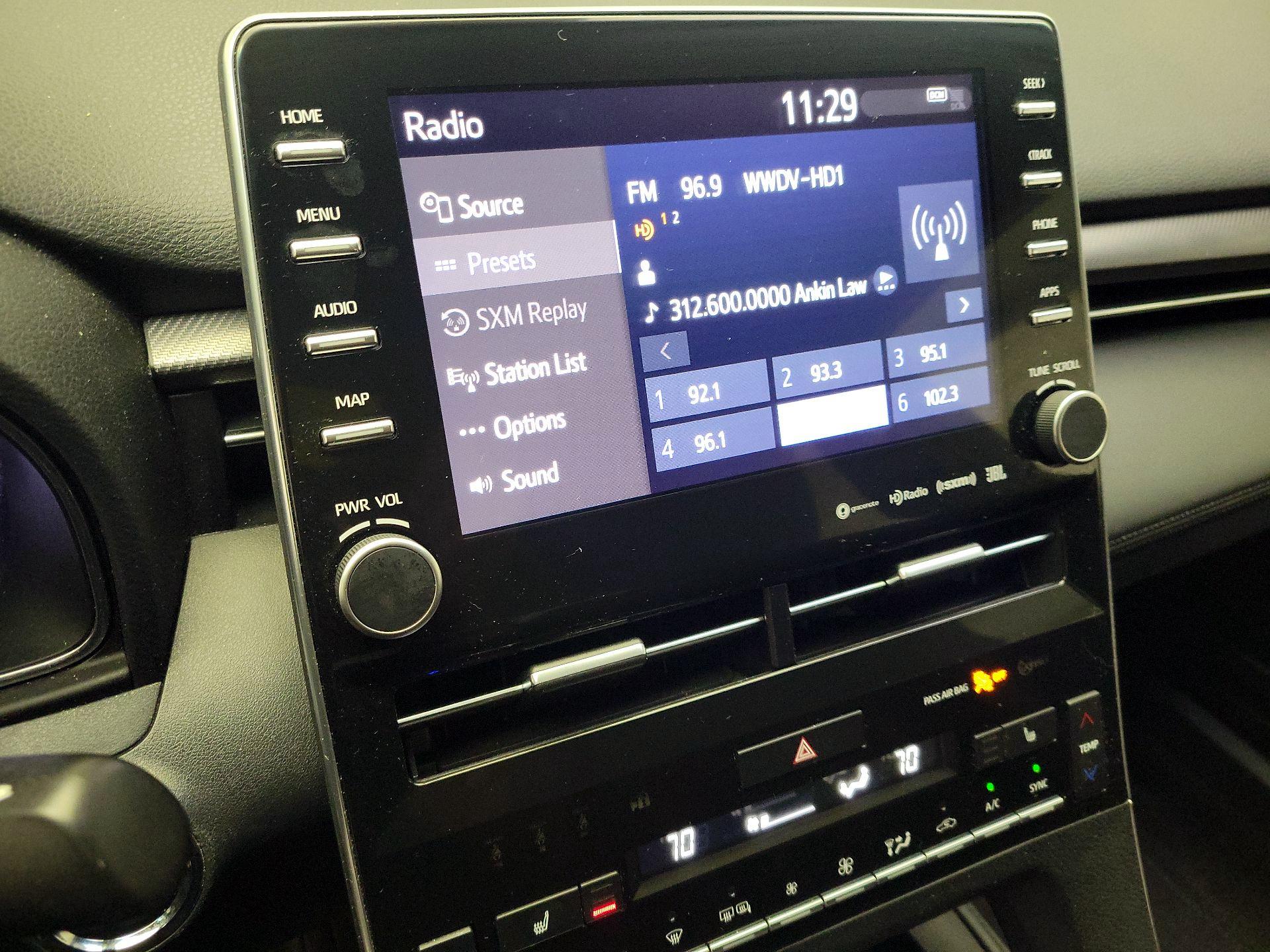 Thumbnail: 2019 Toyota Avalon - 15