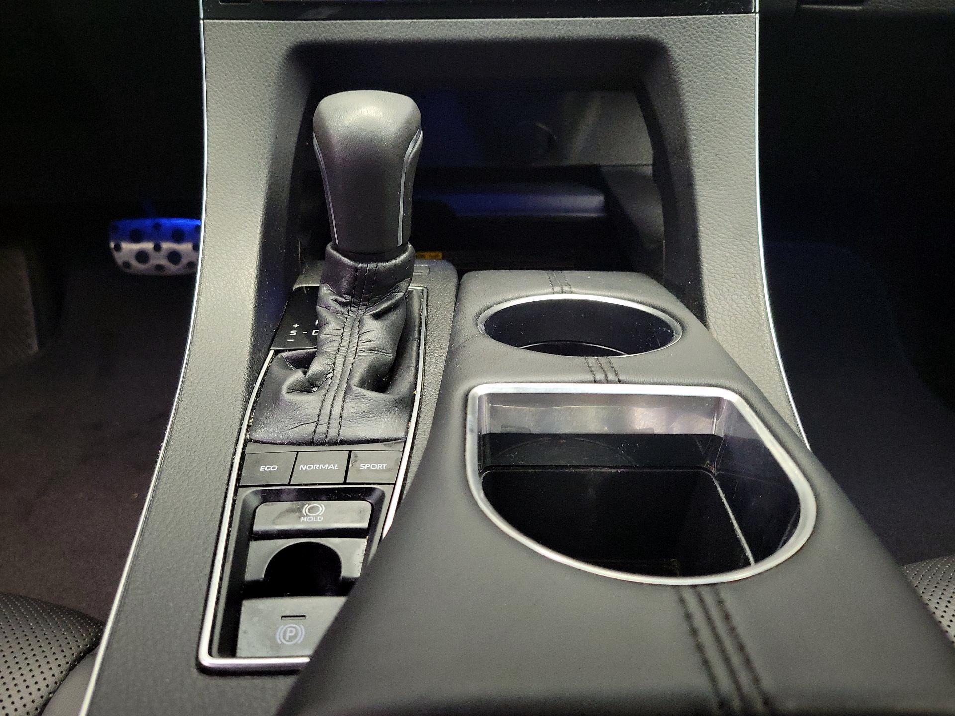 Thumbnail: 2019 Toyota Avalon - 17