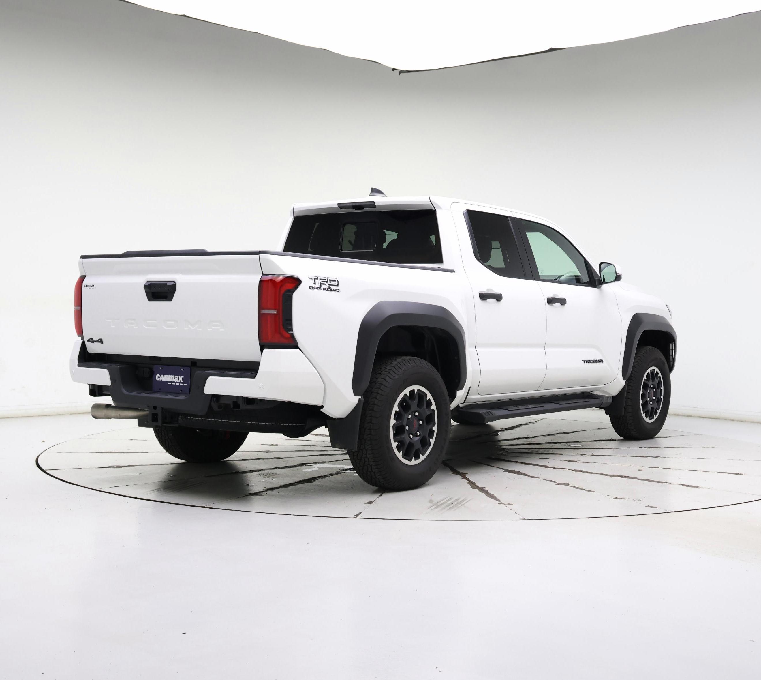 Thumbnail: 2024 Toyota Tacoma - 8