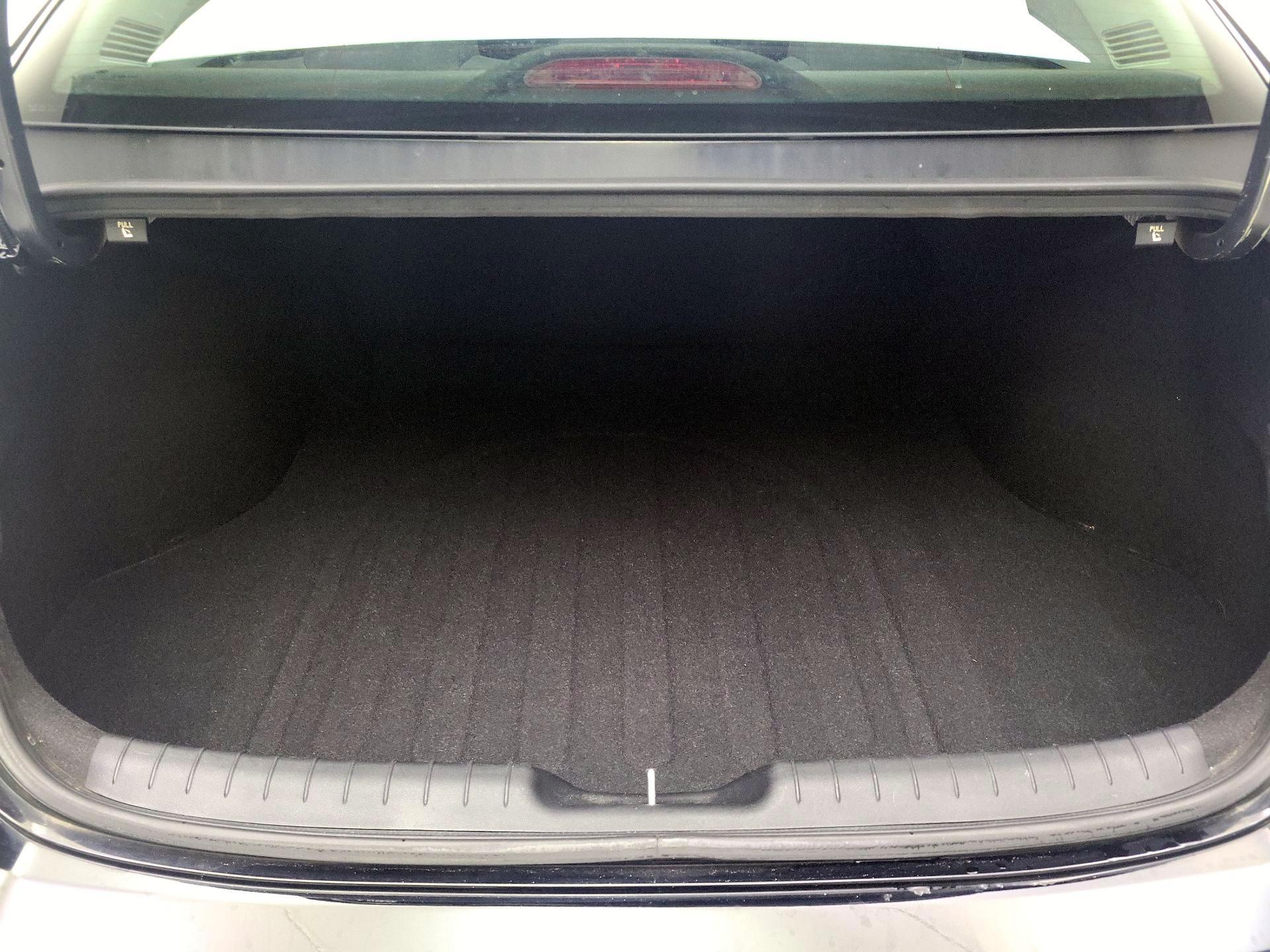 Thumbnail: 2022 Hyundai Elantra - 19