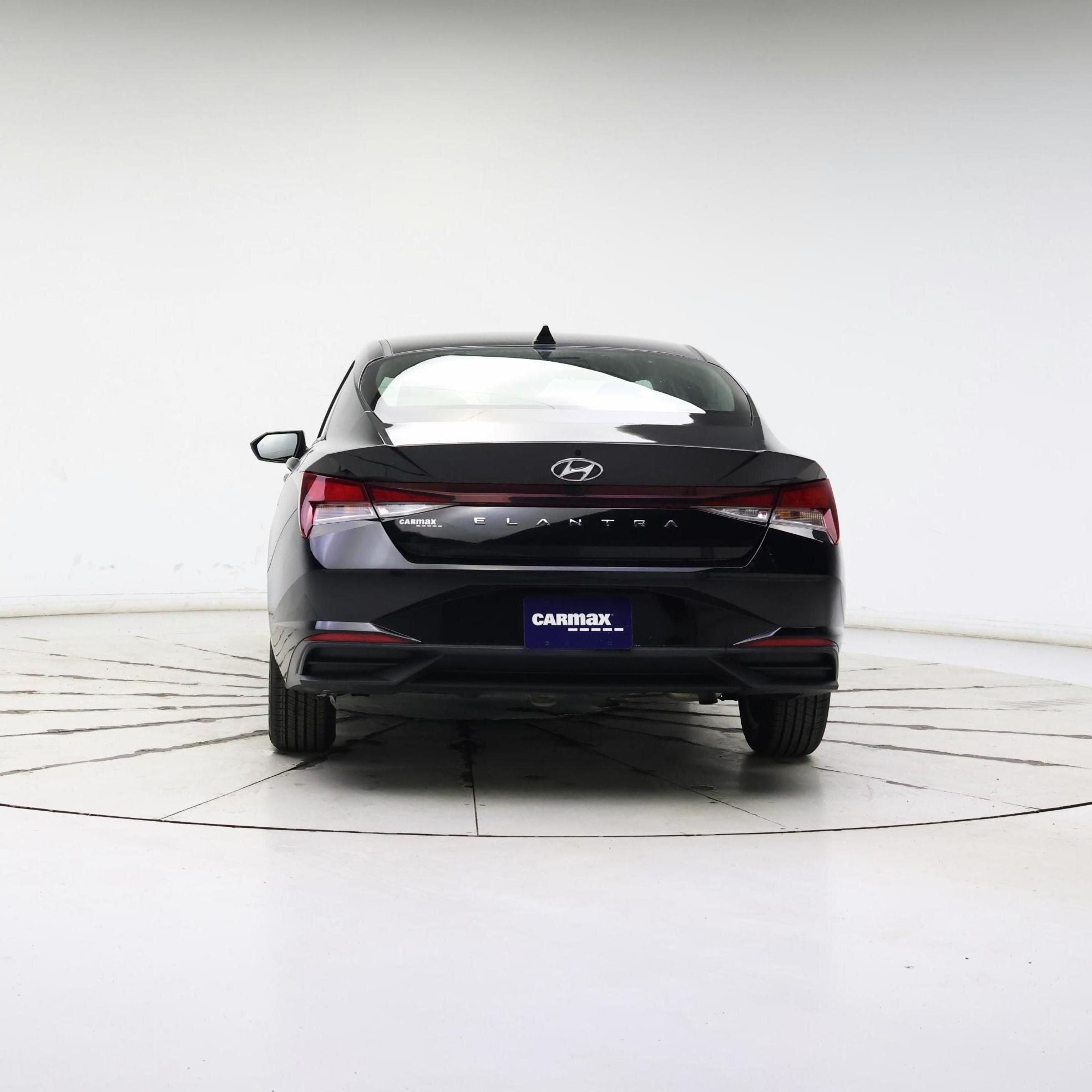 Thumbnail: 2022 Hyundai Elantra - 6