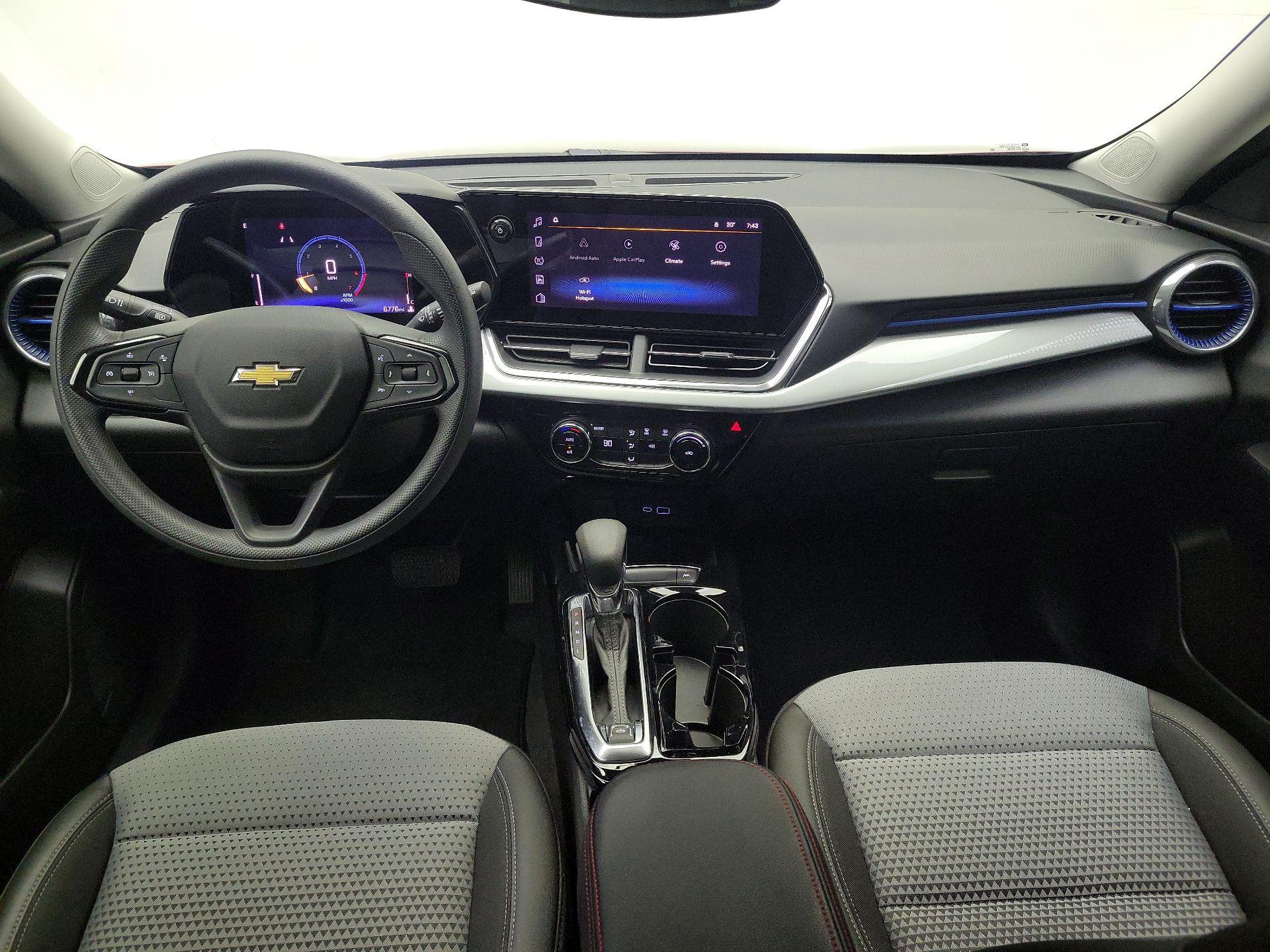 Thumbnail: 2025 Chevrolet Trax - 9