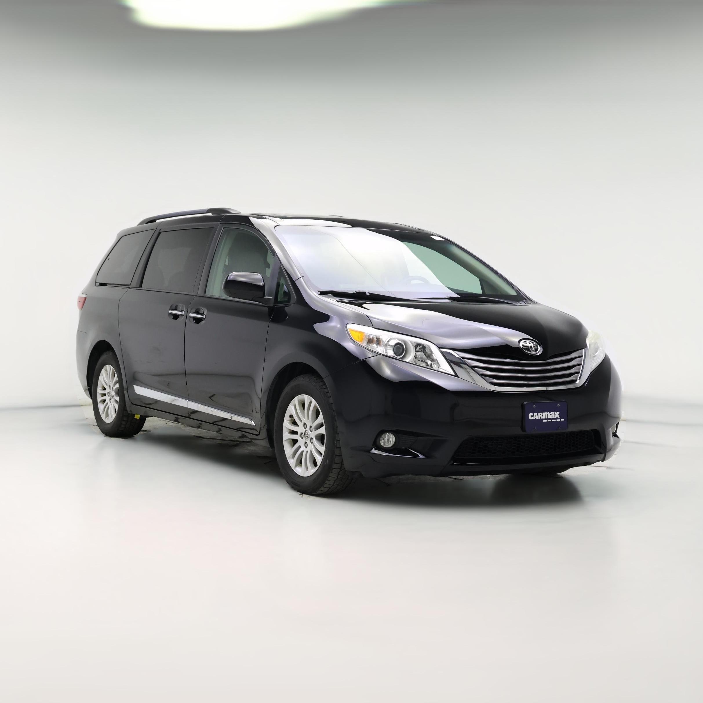 Thumbnail: 2016 Toyota Sienna - 1