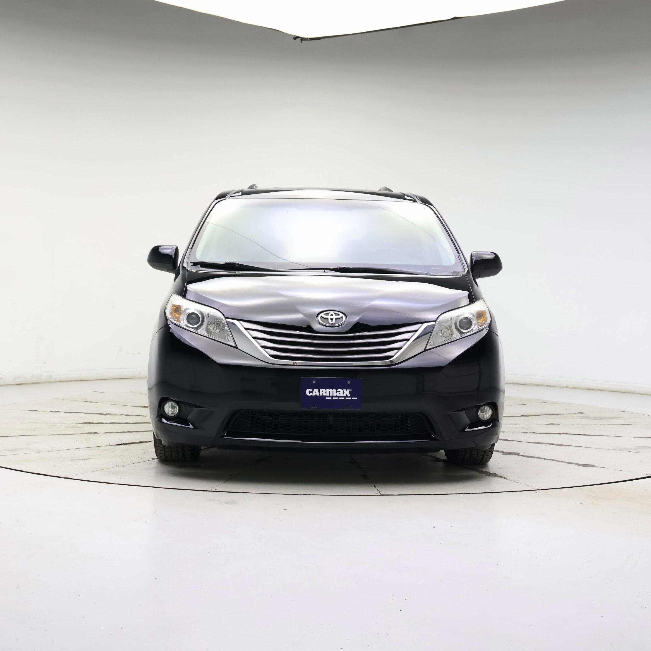 Thumbnail: 2016 Toyota Sienna - 5