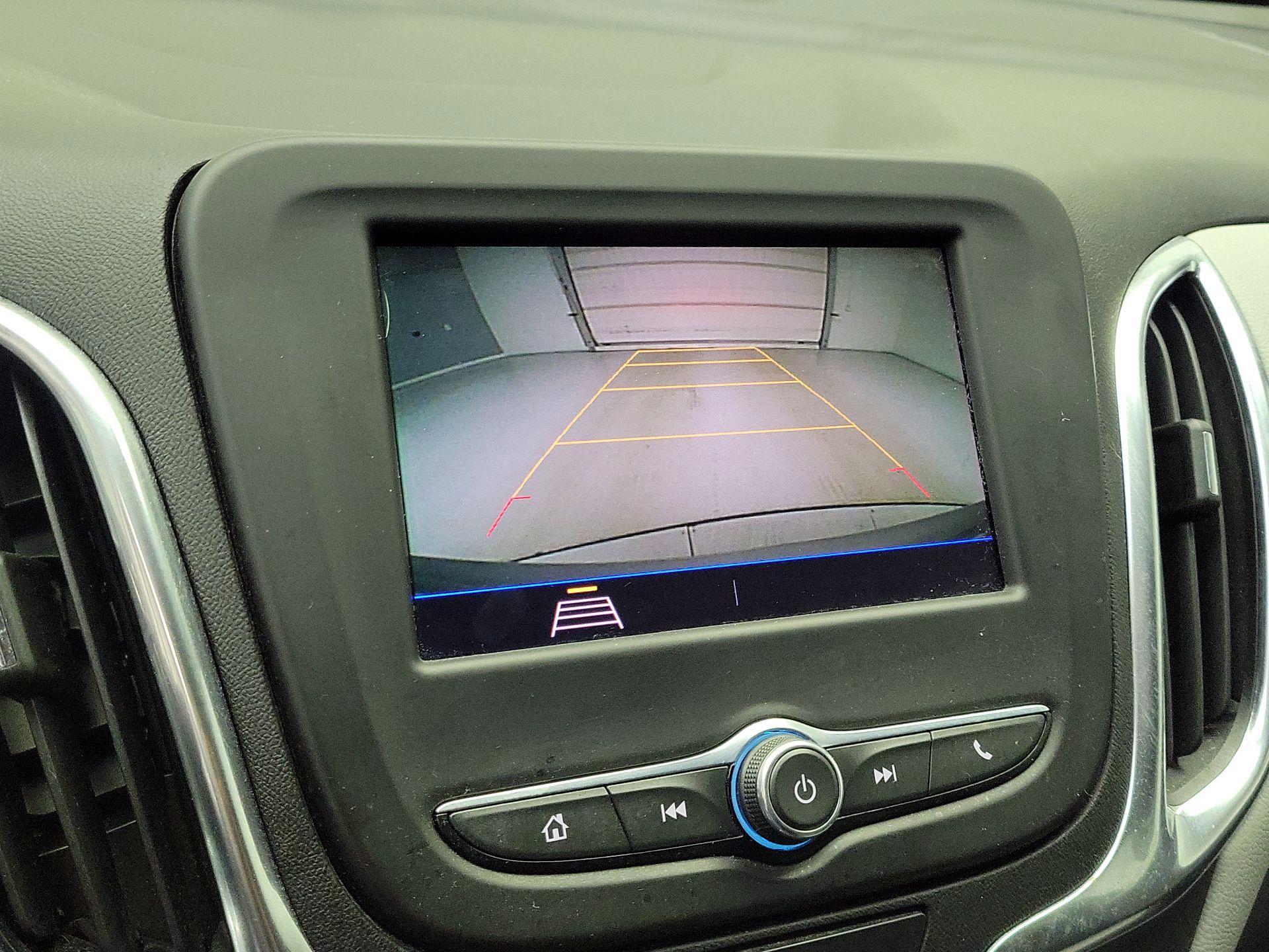 Thumbnail: 2021 Chevrolet Equinox - 14