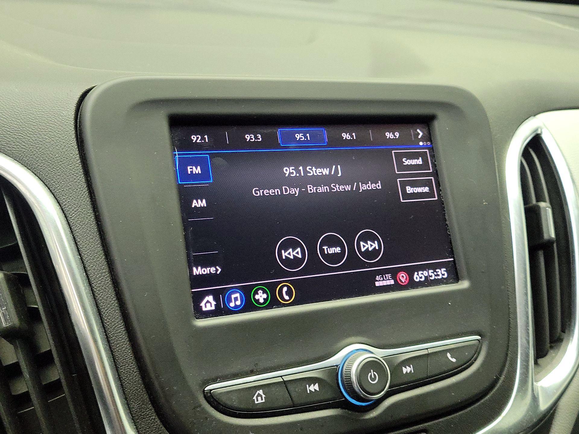 Thumbnail: 2021 Chevrolet Equinox - 15