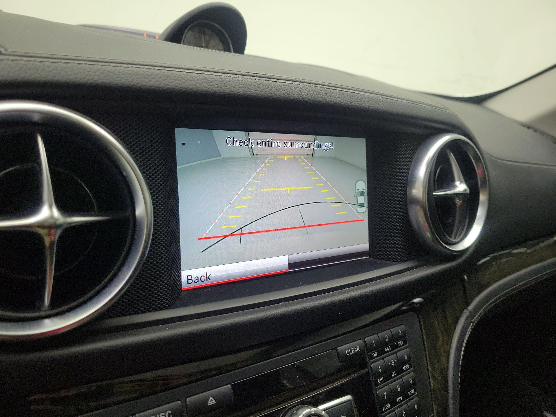 Thumbnail: 2016 Mercedes-Benz SL-Class - 15