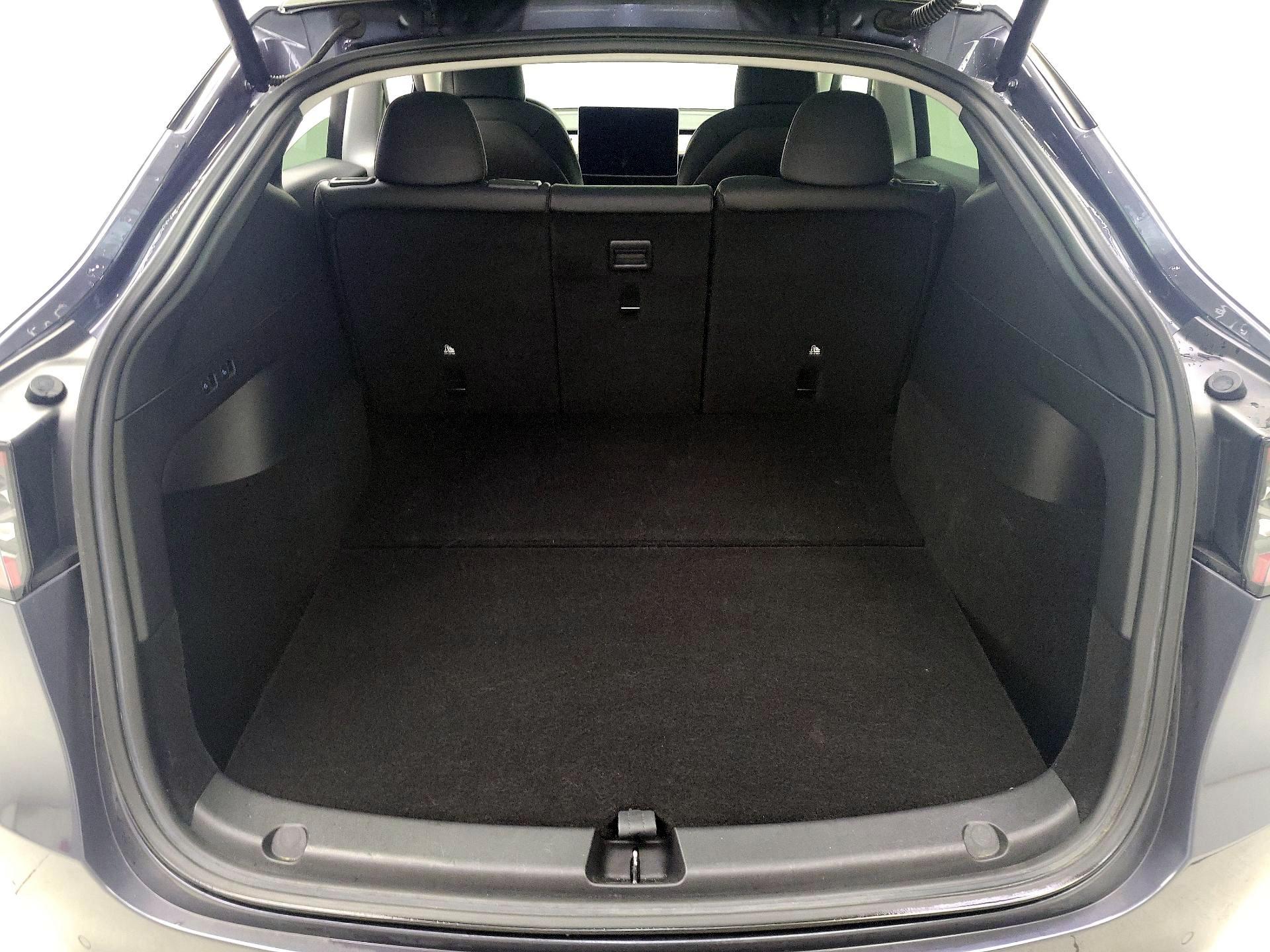 Thumbnail: 2022 Tesla Model Y - 19