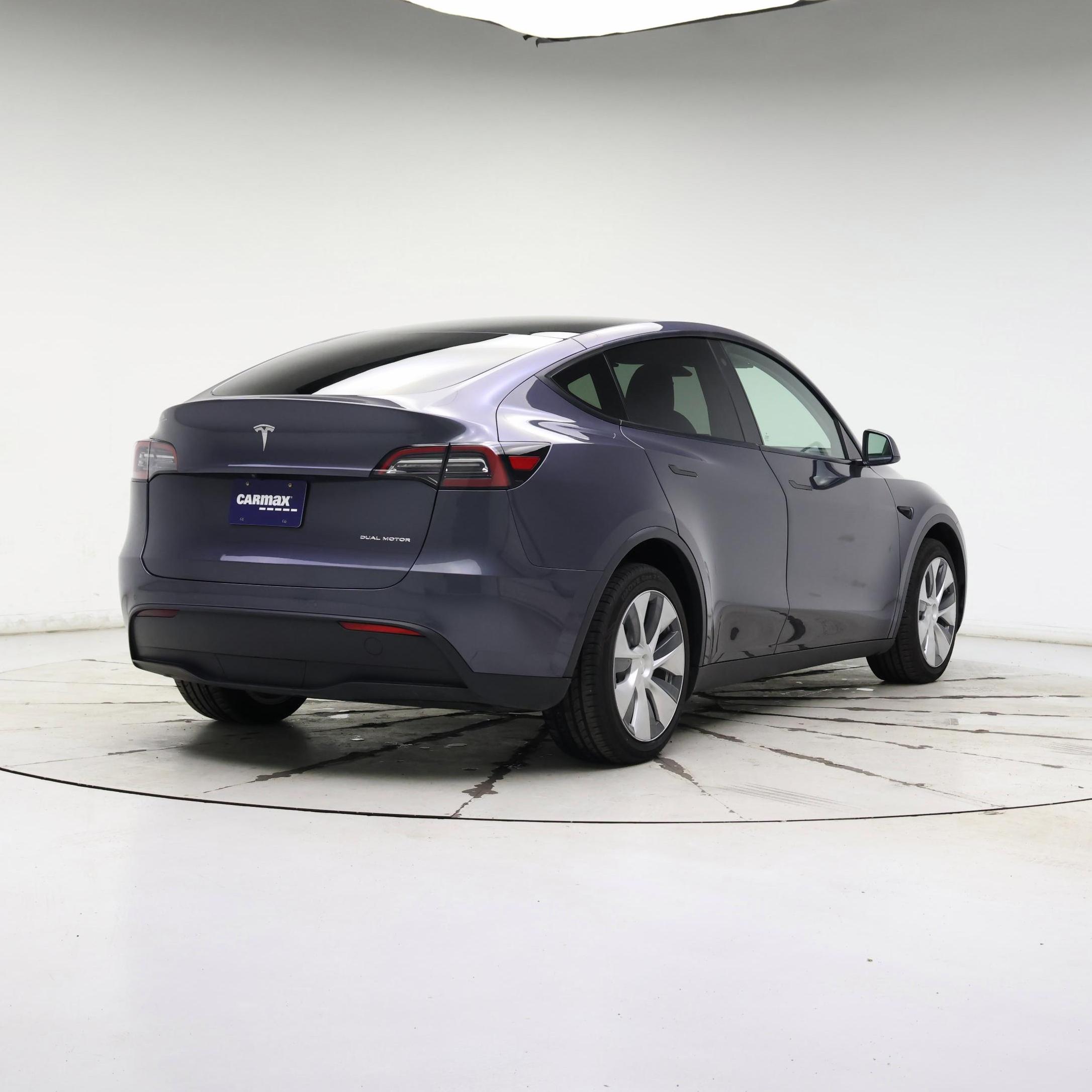 Thumbnail: 2022 Tesla Model Y - 8