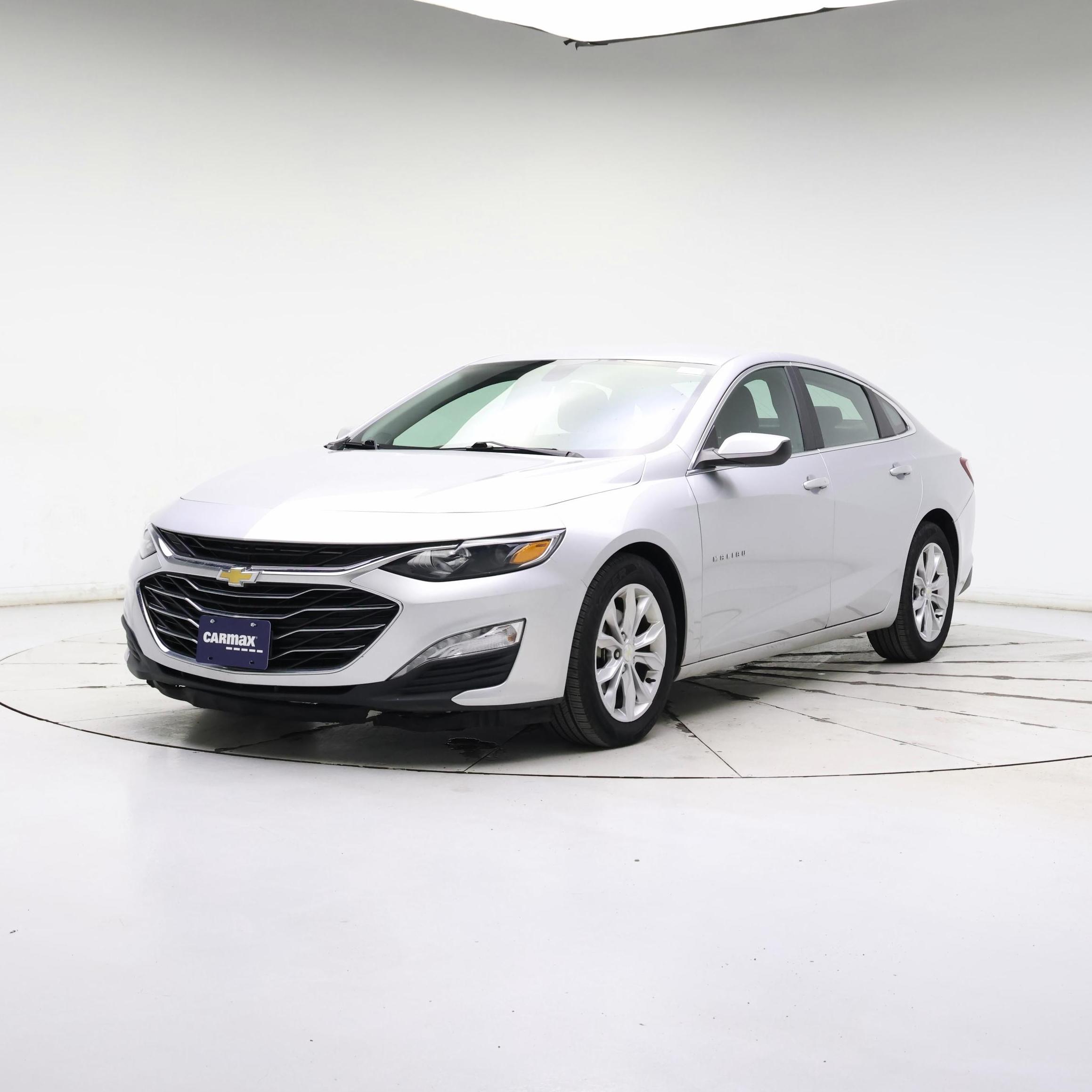 Thumbnail: 2020 Chevrolet Malibu - 4