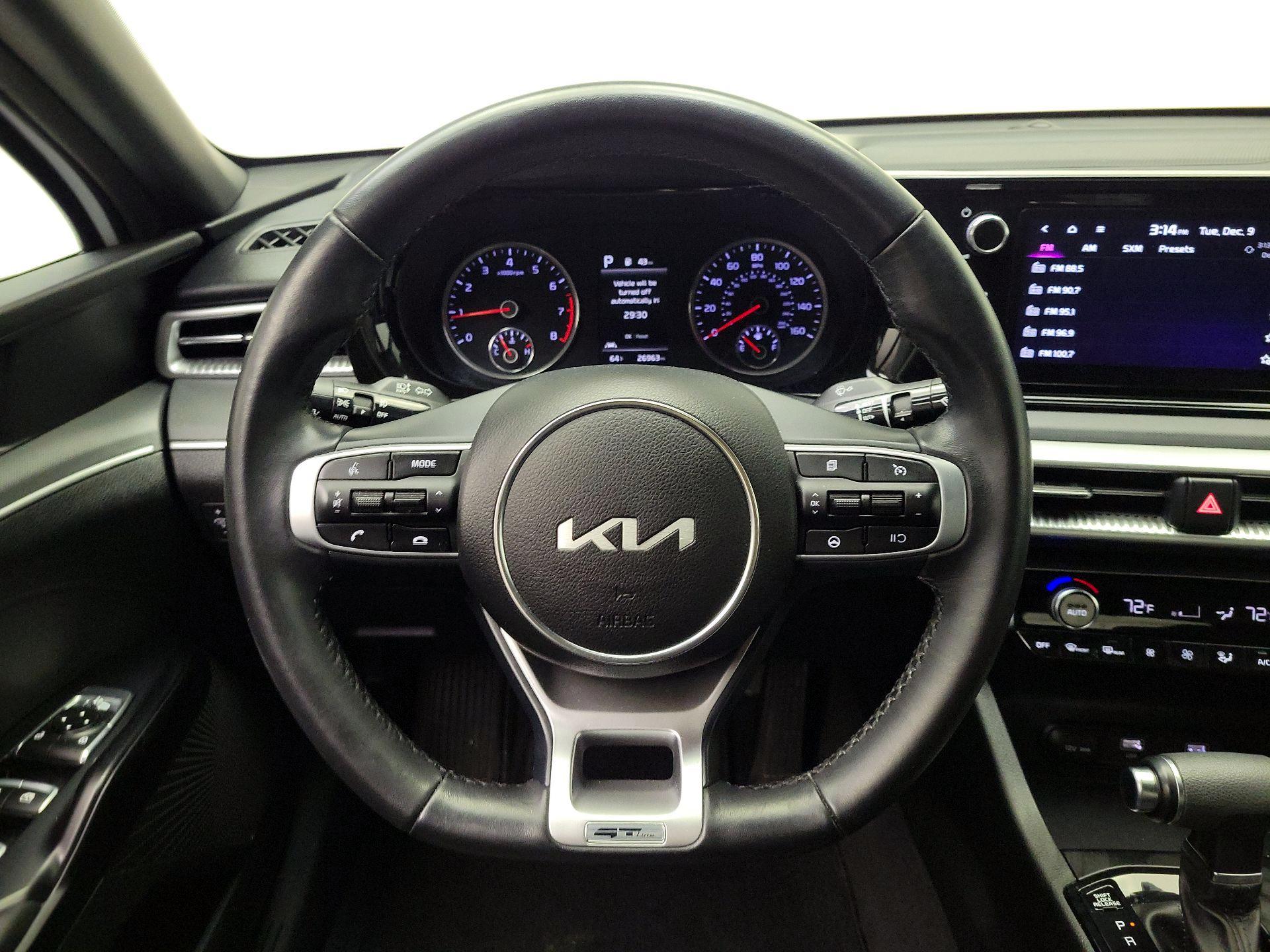 Thumbnail: 2023 Kia K5 - 10