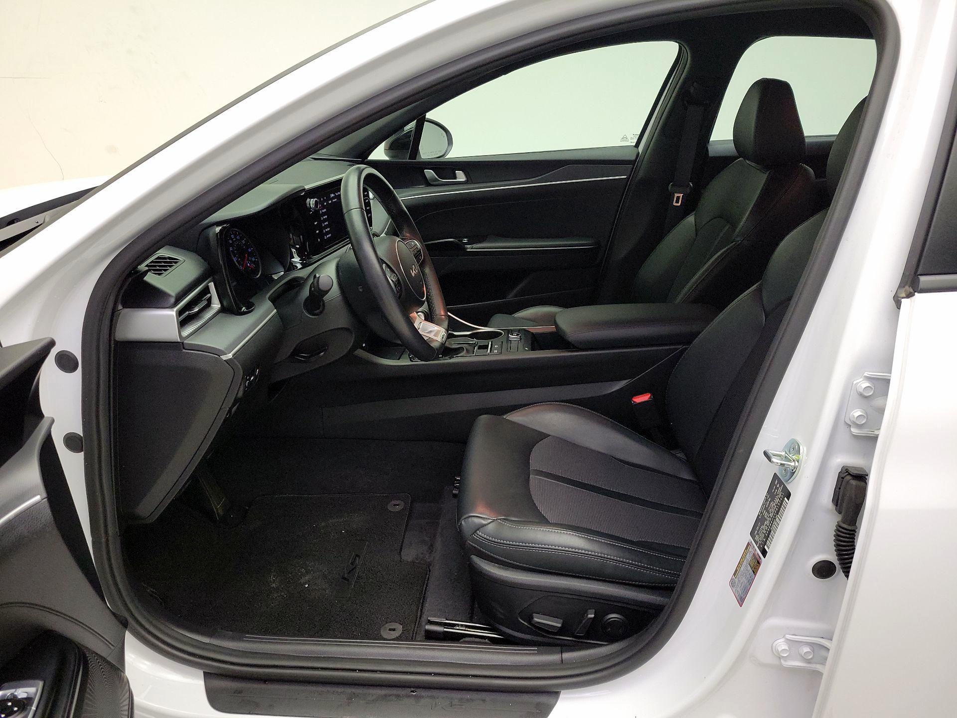 Thumbnail: 2023 Kia K5 - 11