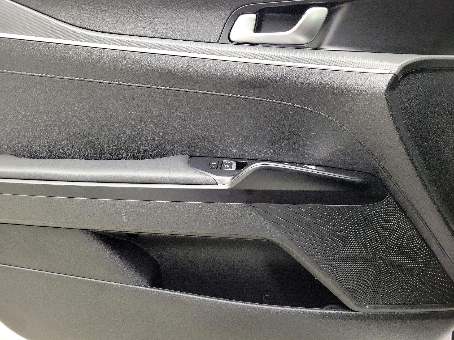 Thumbnail: 2023 Kia K5 - 12