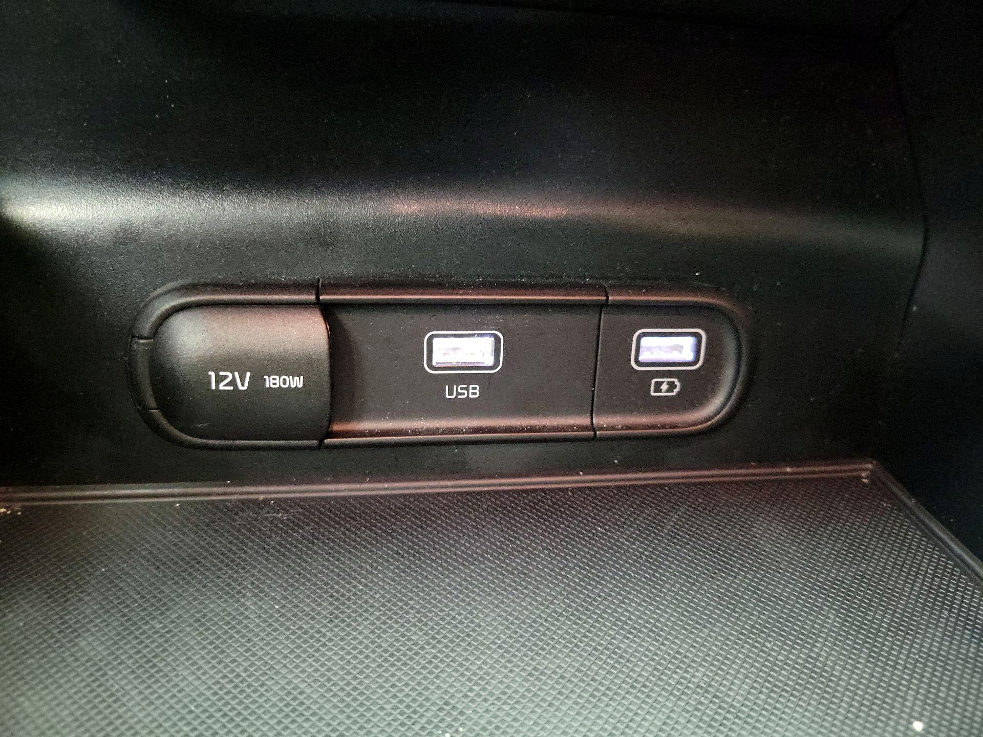 Thumbnail: 2023 Kia K5 - 17