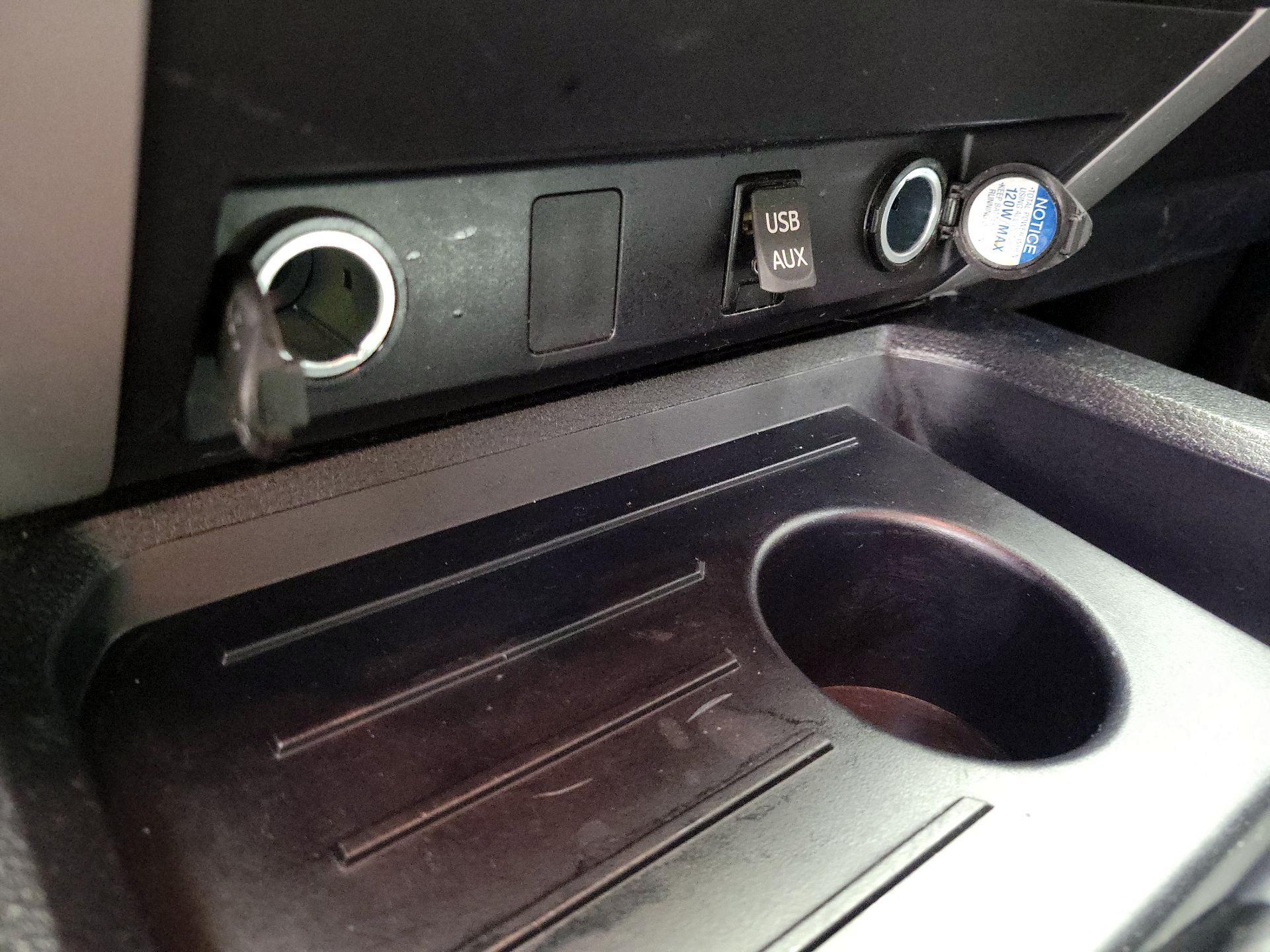 Thumbnail: 2017 Toyota Tundra - 18