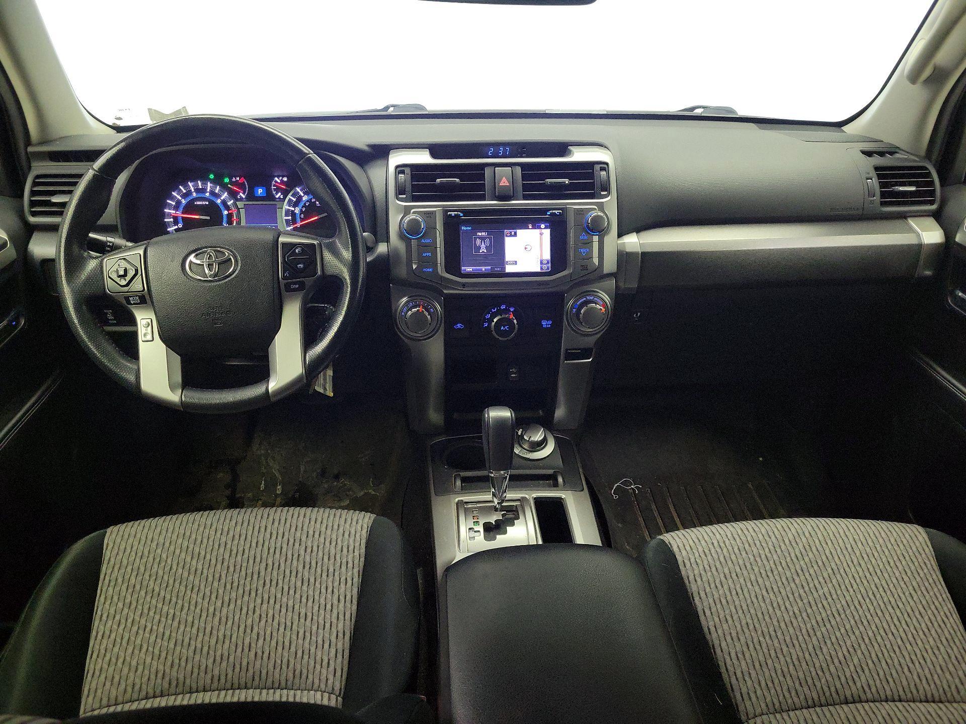 Thumbnail: 2014 Toyota 4Runner - 9