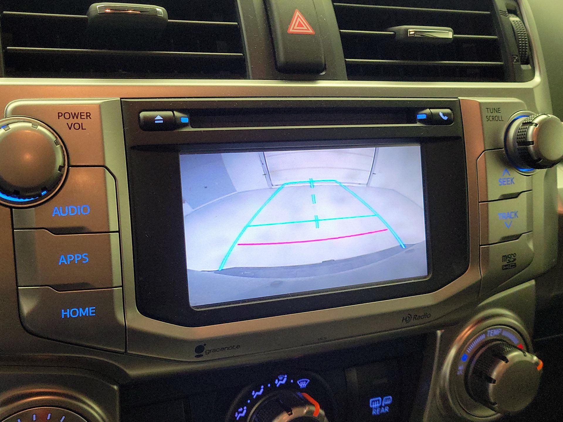 Thumbnail: 2014 Toyota 4Runner - 15