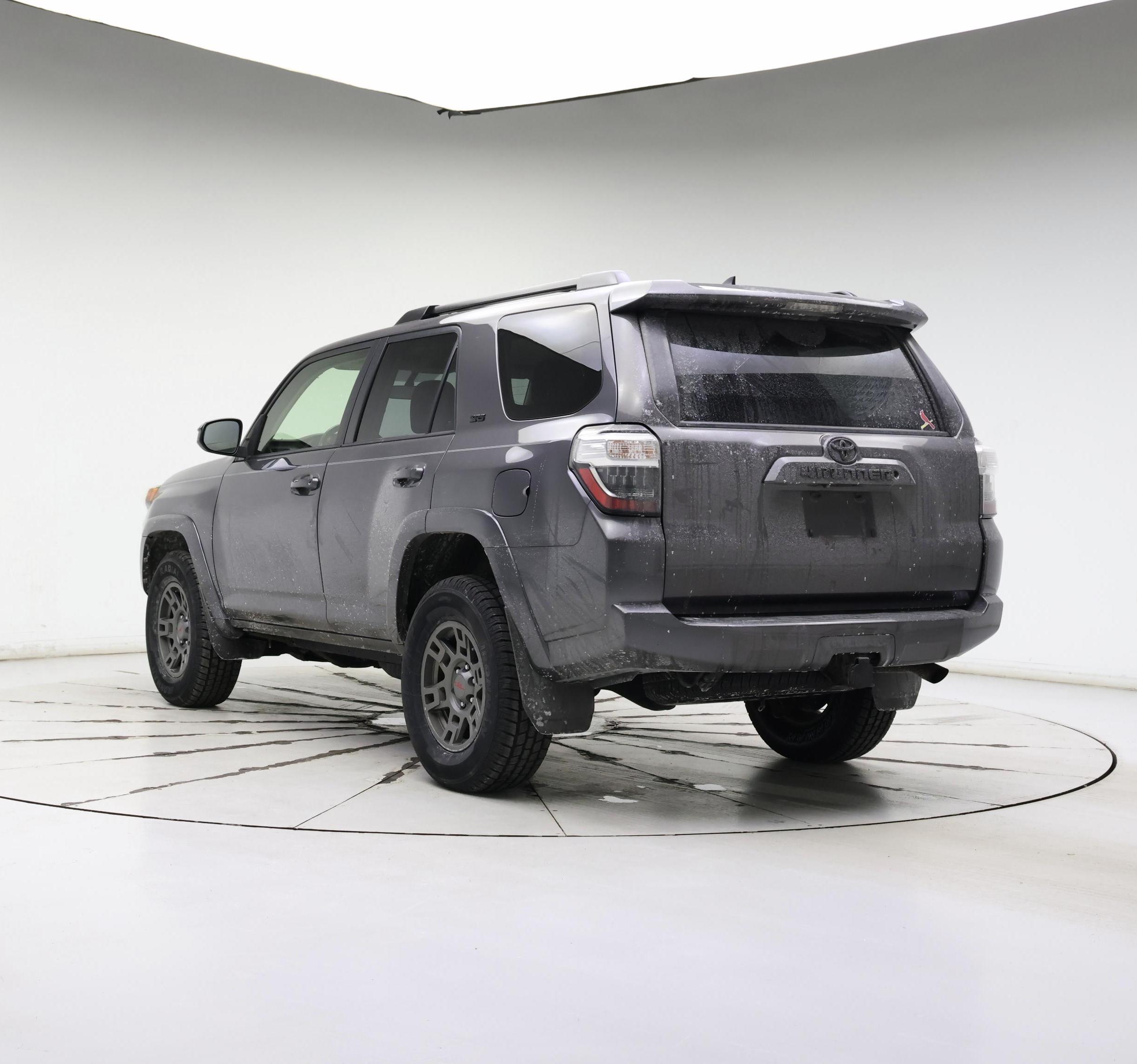 Thumbnail: 2014 Toyota 4Runner - 2
