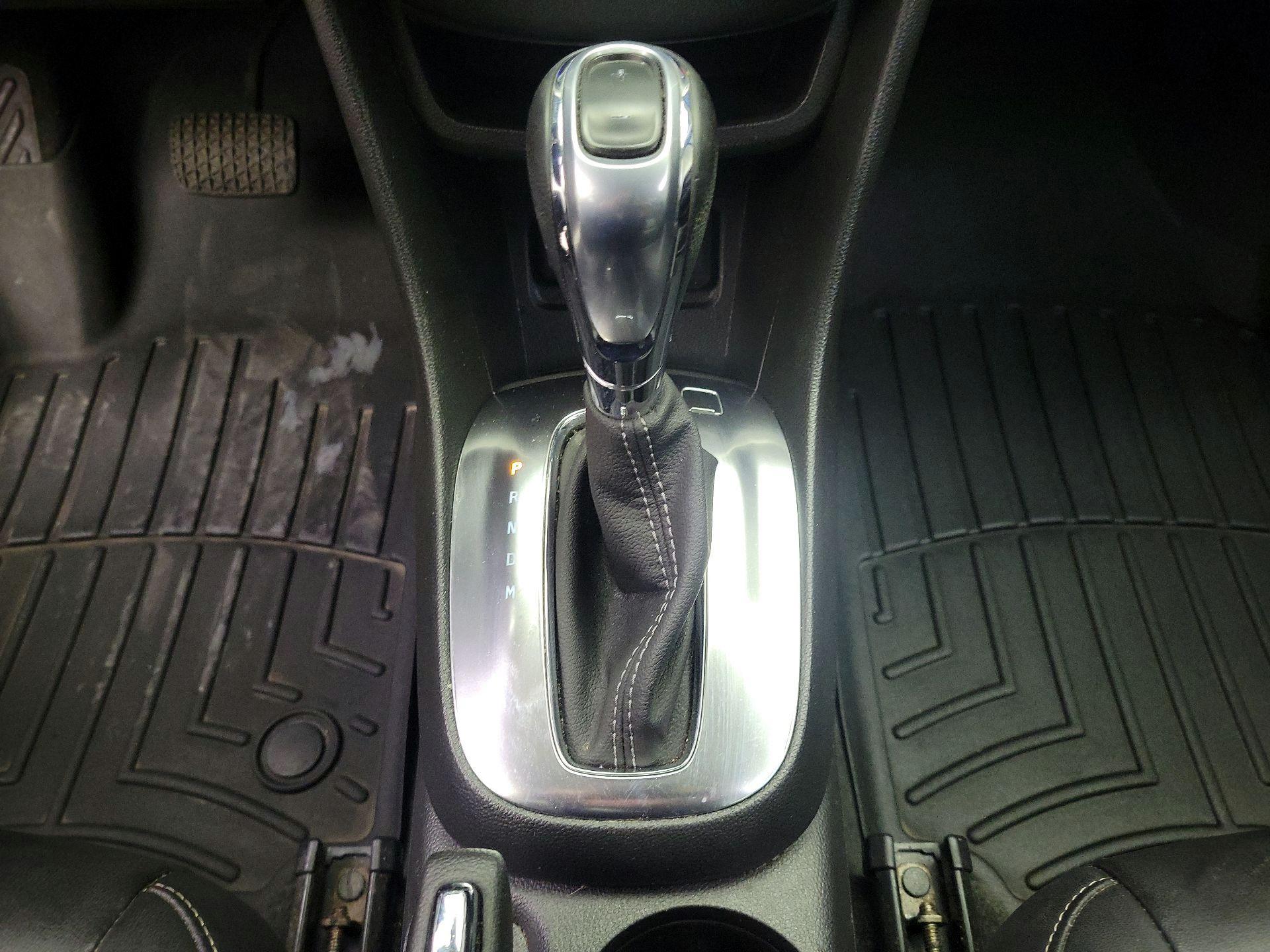 Thumbnail: 2015 Buick Encore - 18