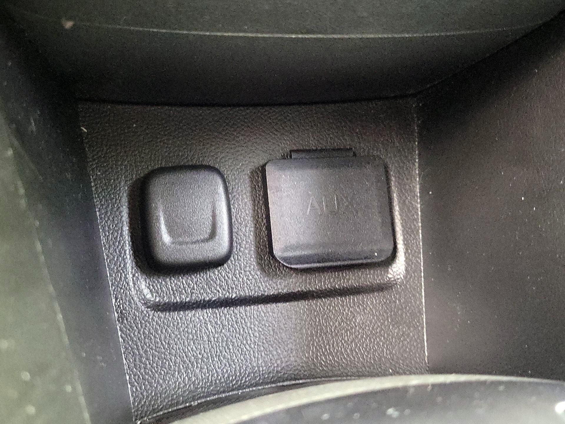 Thumbnail: 2015 Buick Encore - 19