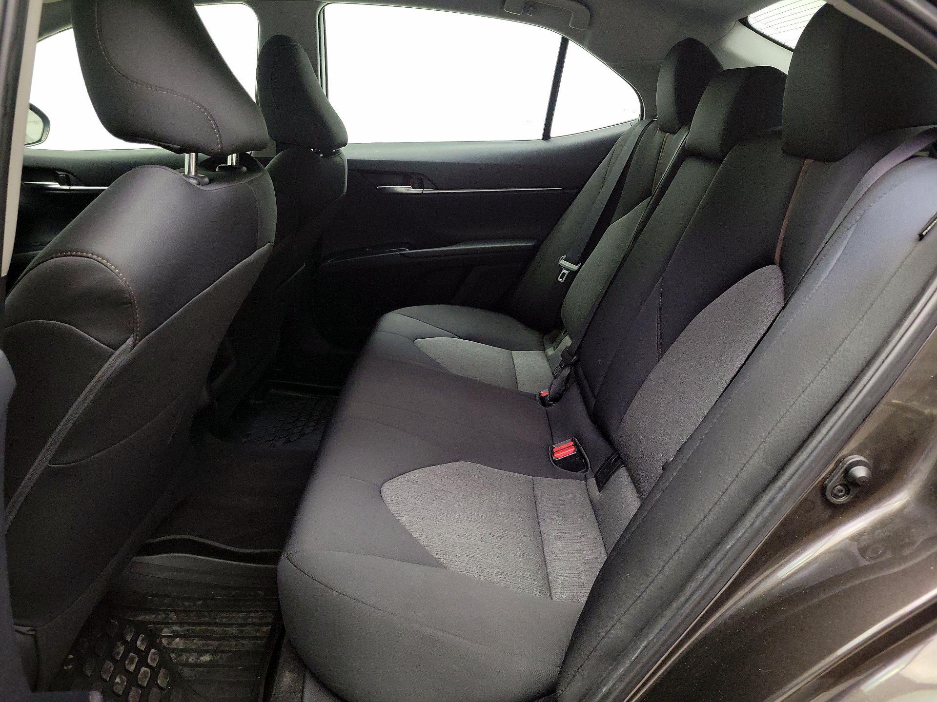 Thumbnail: 2019 Toyota Camry - 19