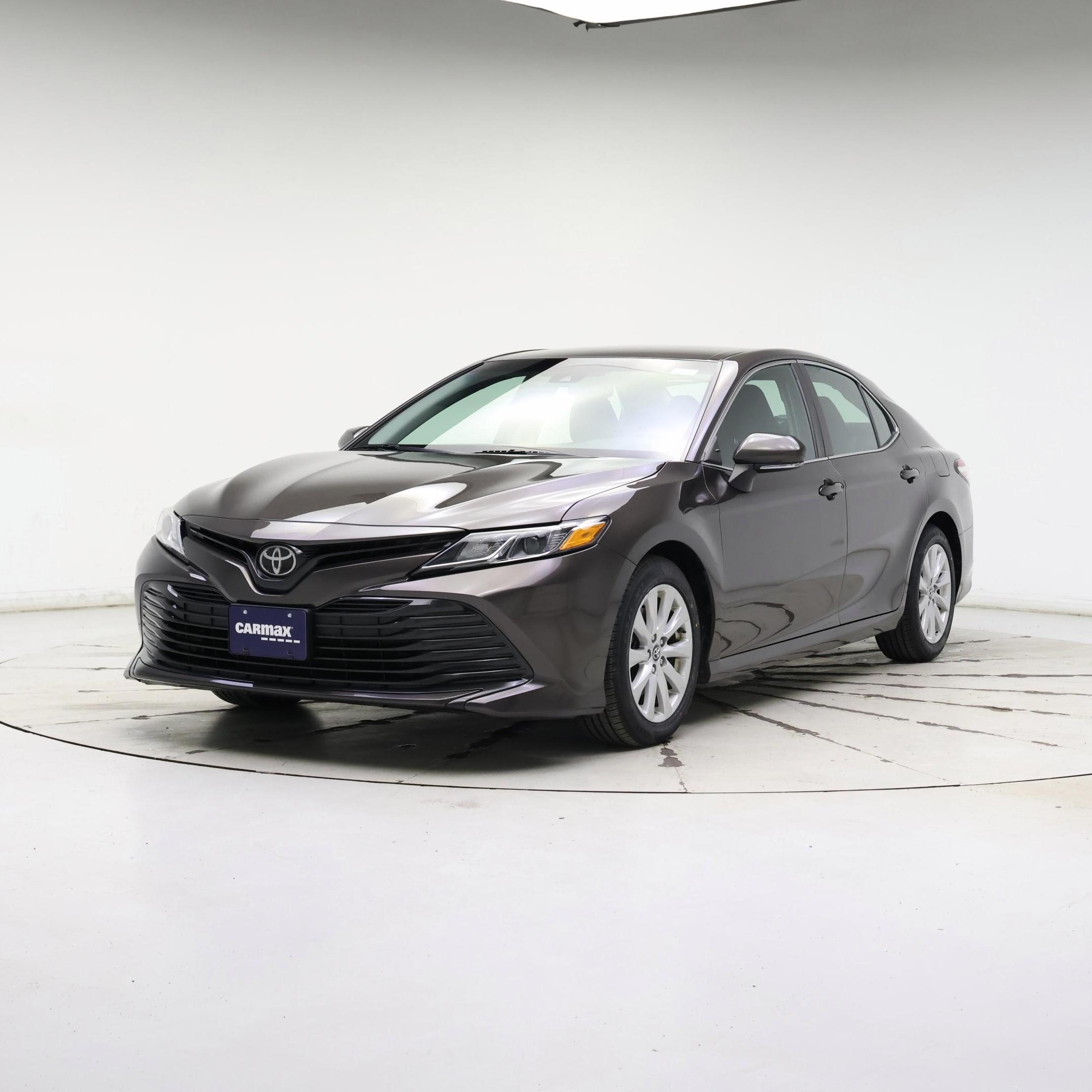 Thumbnail: 2019 Toyota Camry - 4