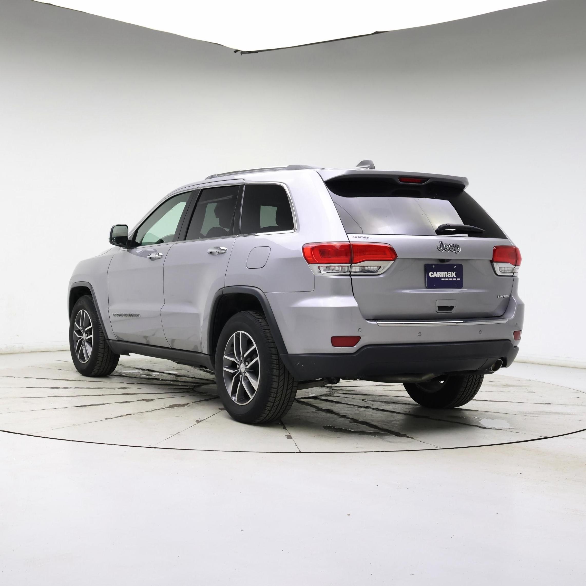 Thumbnail: 2018 Jeep Grand Cherokee - 2