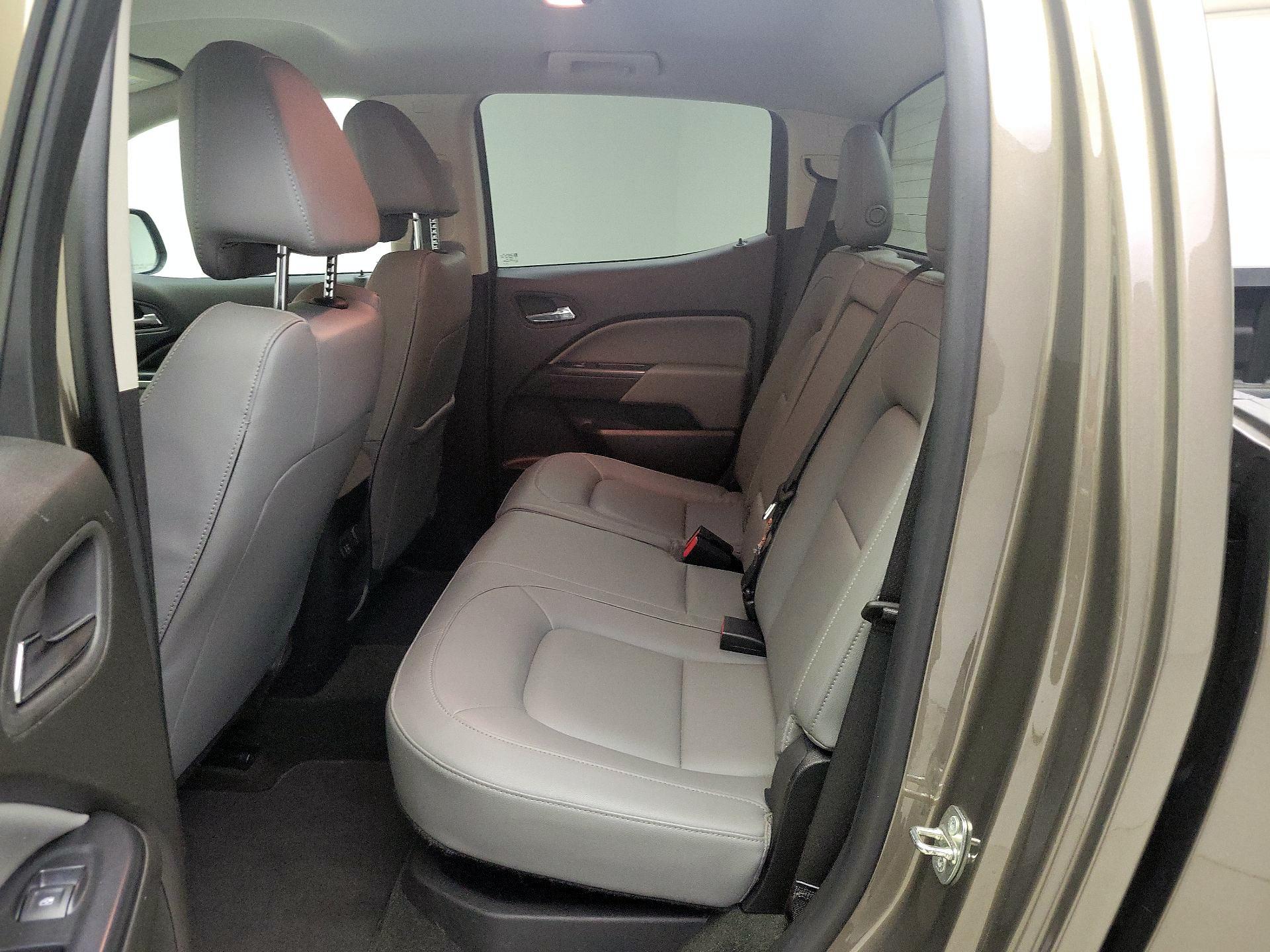 Thumbnail: 2015 Chevrolet Colorado - 20