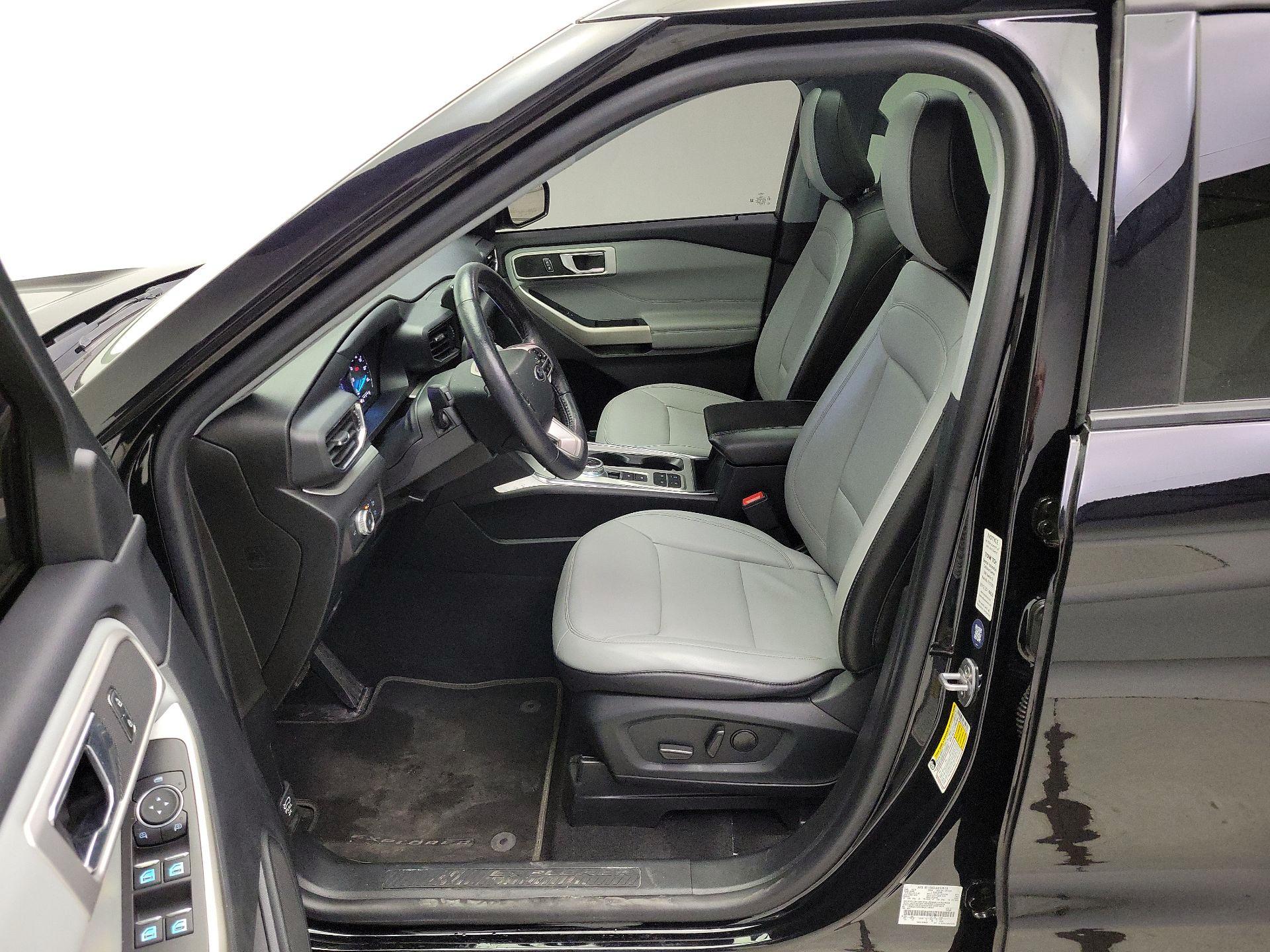 Thumbnail: 2021 Ford Explorer - 11