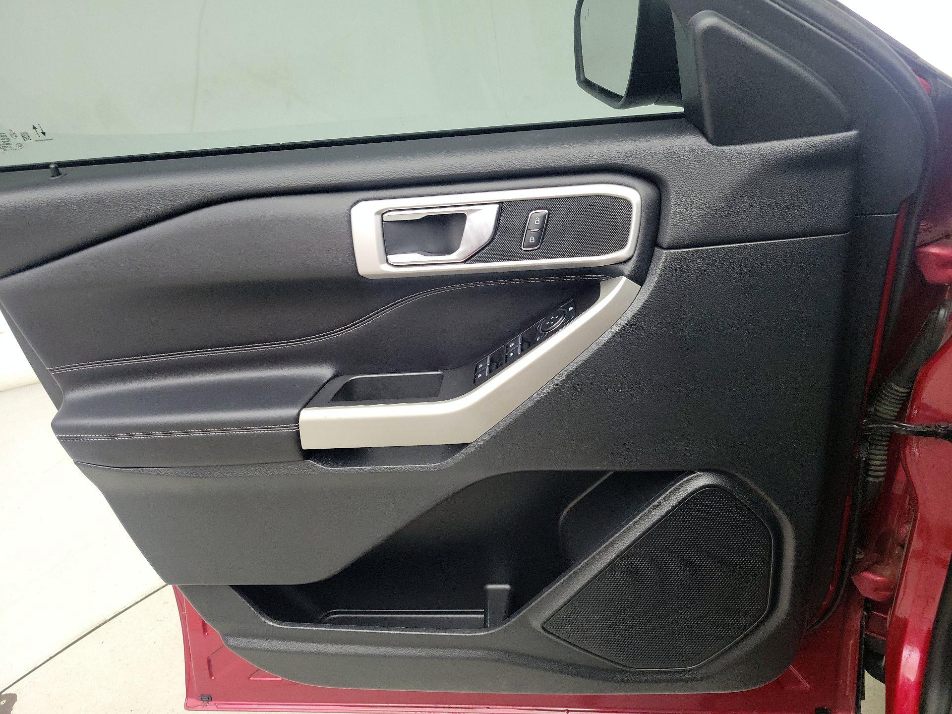 Thumbnail: 2022 Ford Explorer - 12