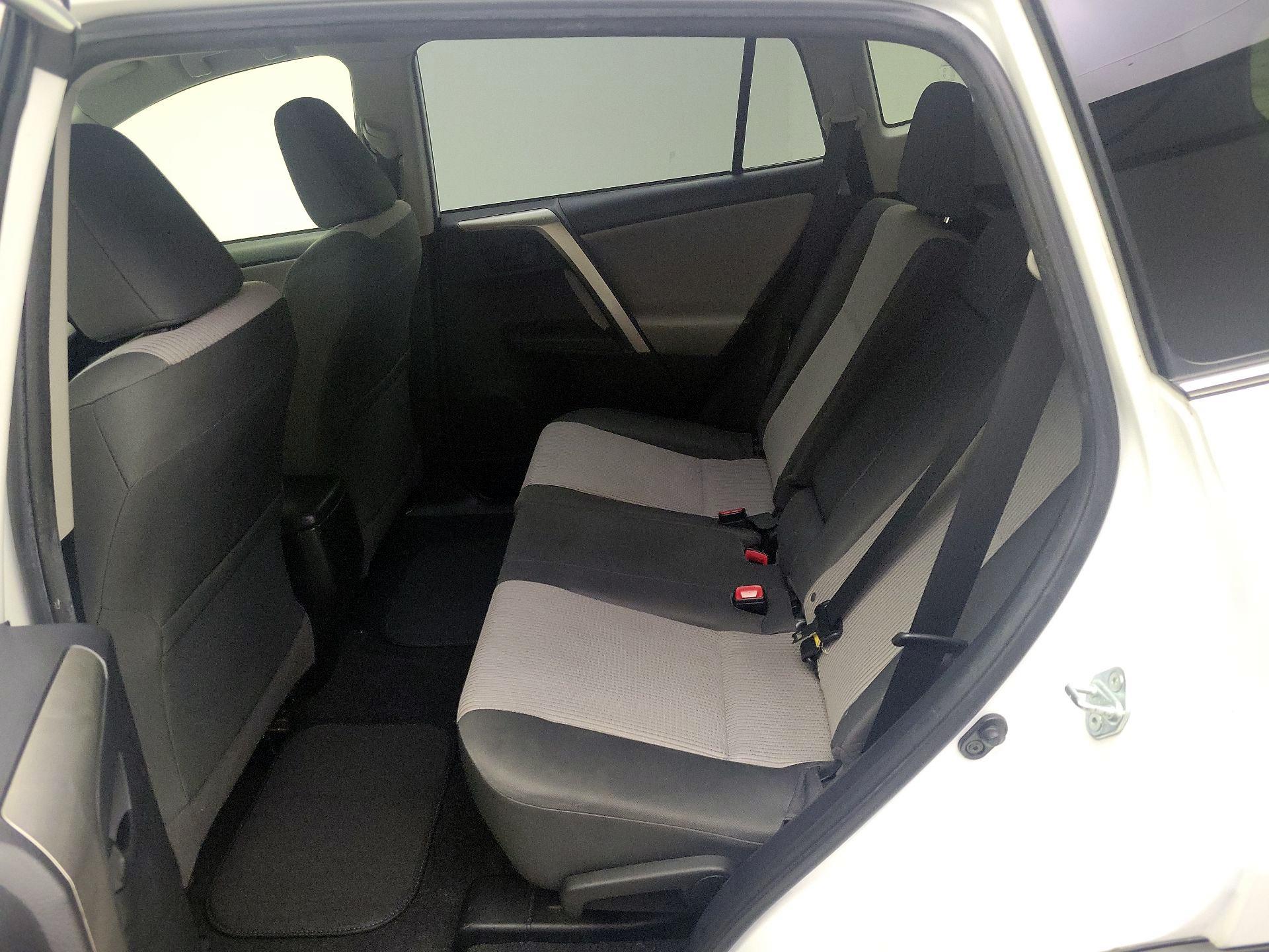 Thumbnail: 2014 Toyota RAV4 - 19