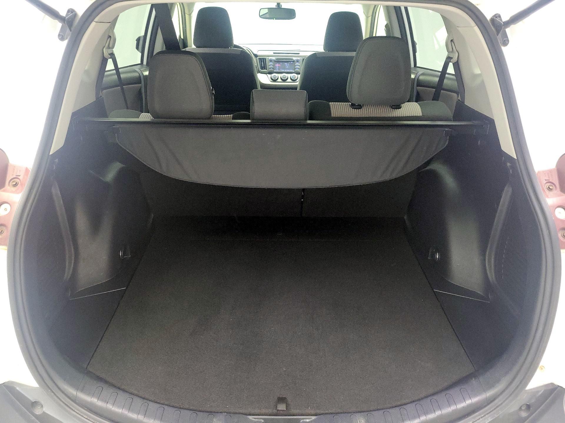 Thumbnail: 2014 Toyota RAV4 - 20