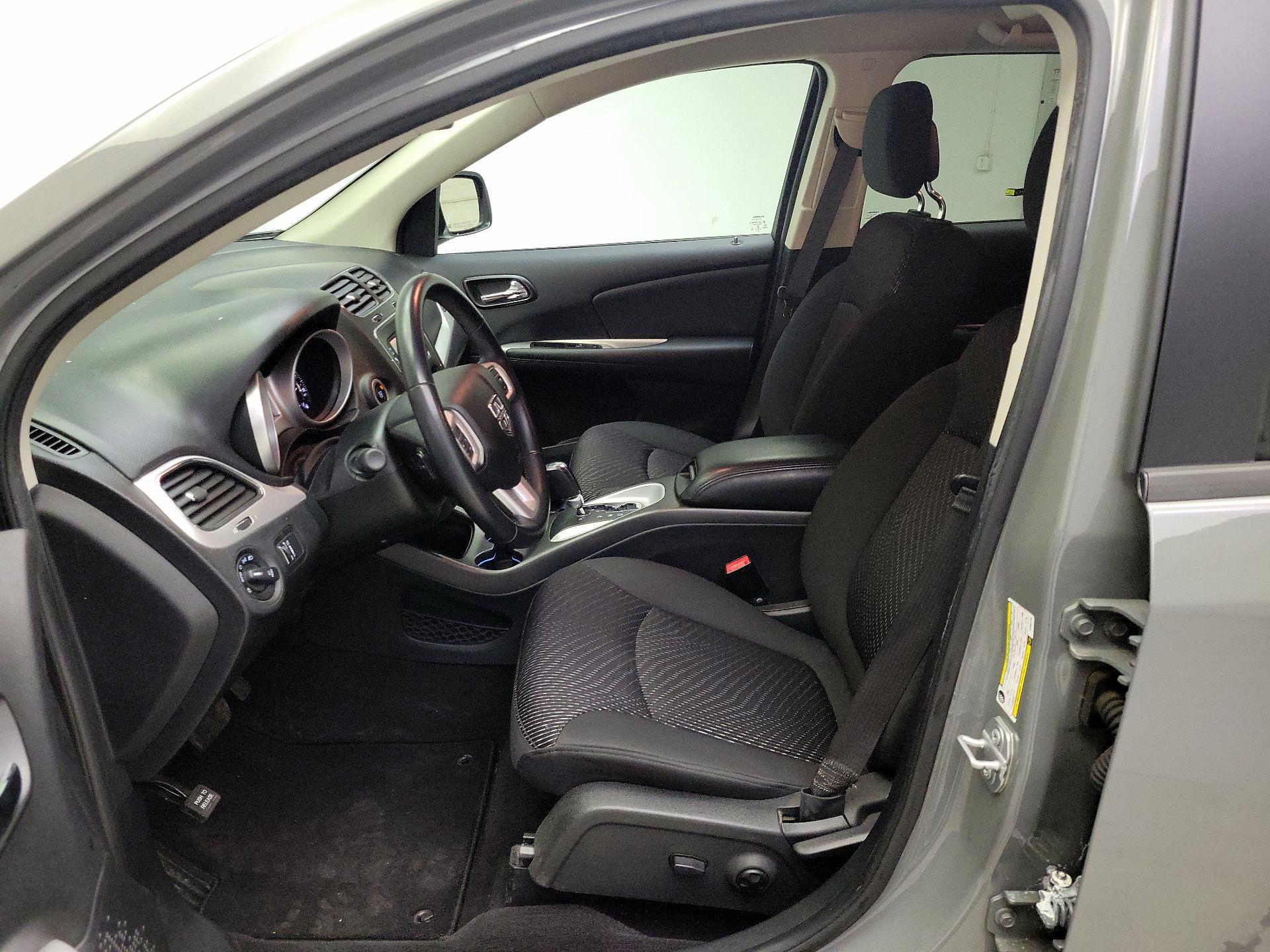 Thumbnail: 2019 Dodge Journey - 11