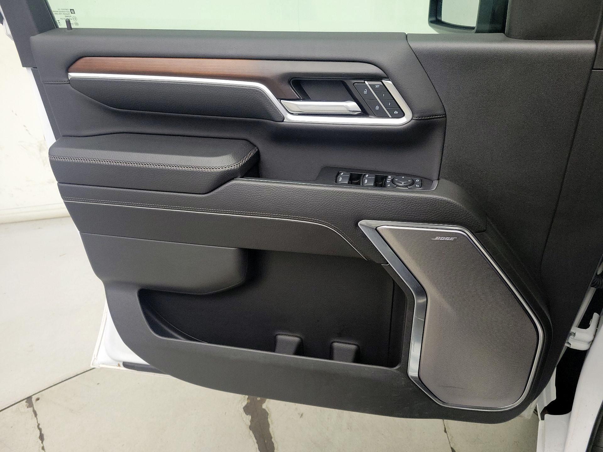 Thumbnail: 2024 GMC Sierra 2500 - 12