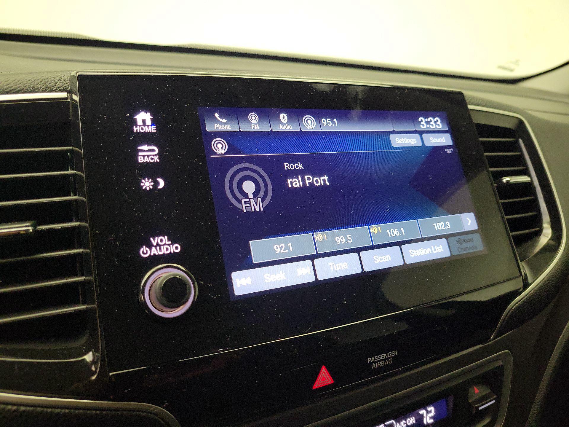 Thumbnail: 2019 Honda Pilot - 15