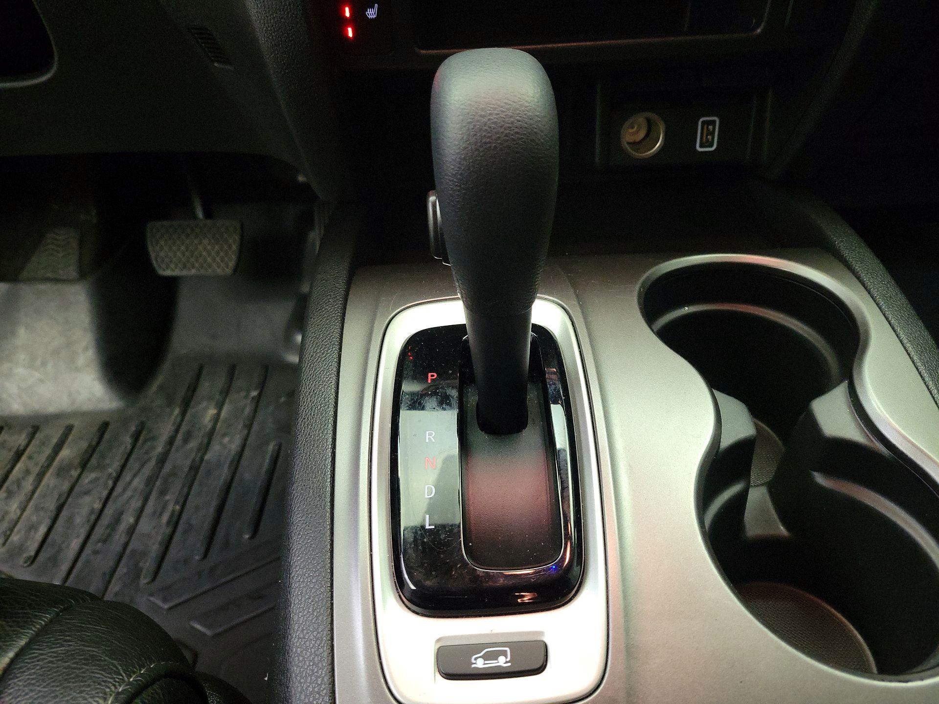 Thumbnail: 2019 Honda Pilot - 17