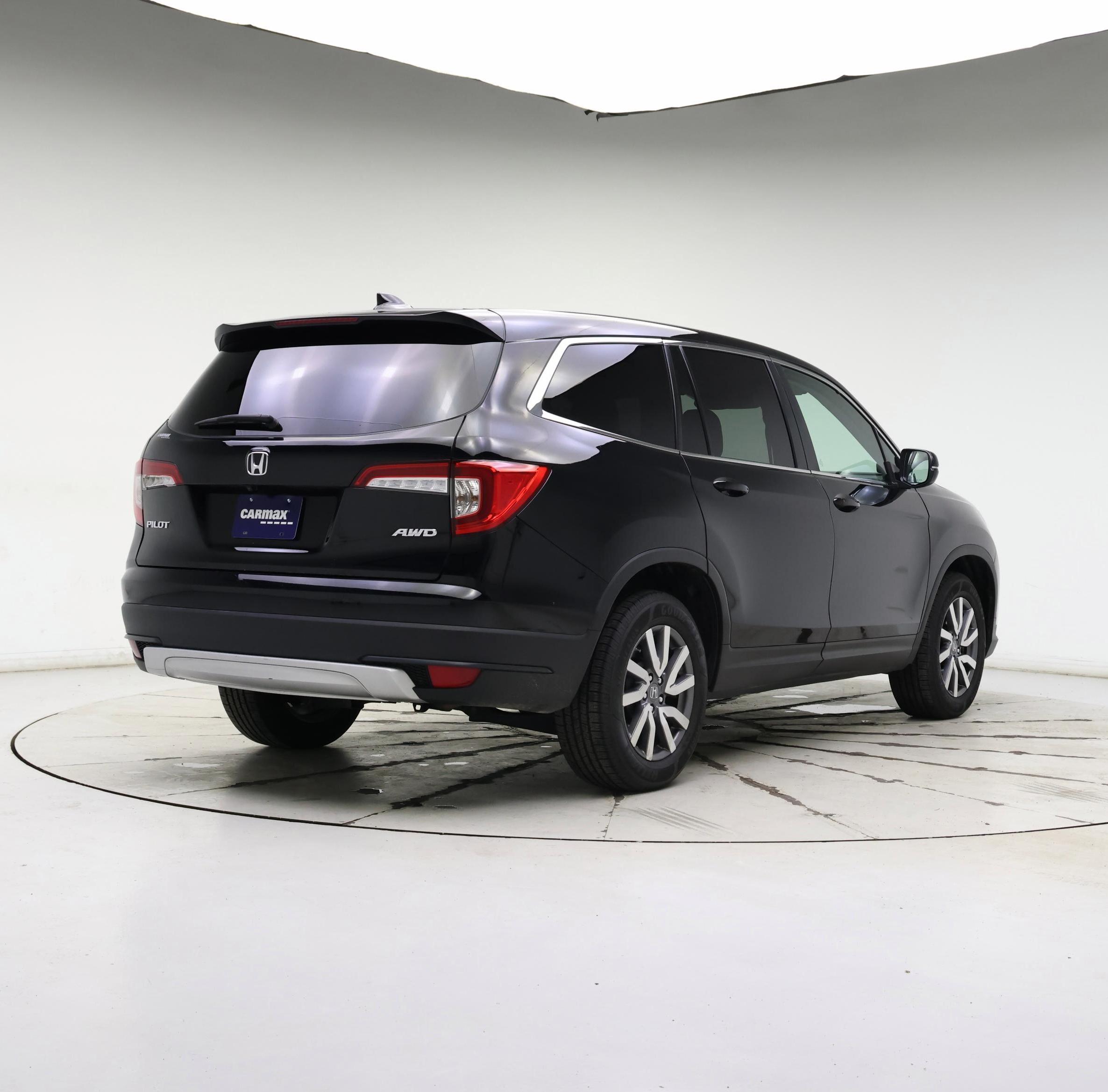 Thumbnail: 2019 Honda Pilot - 8