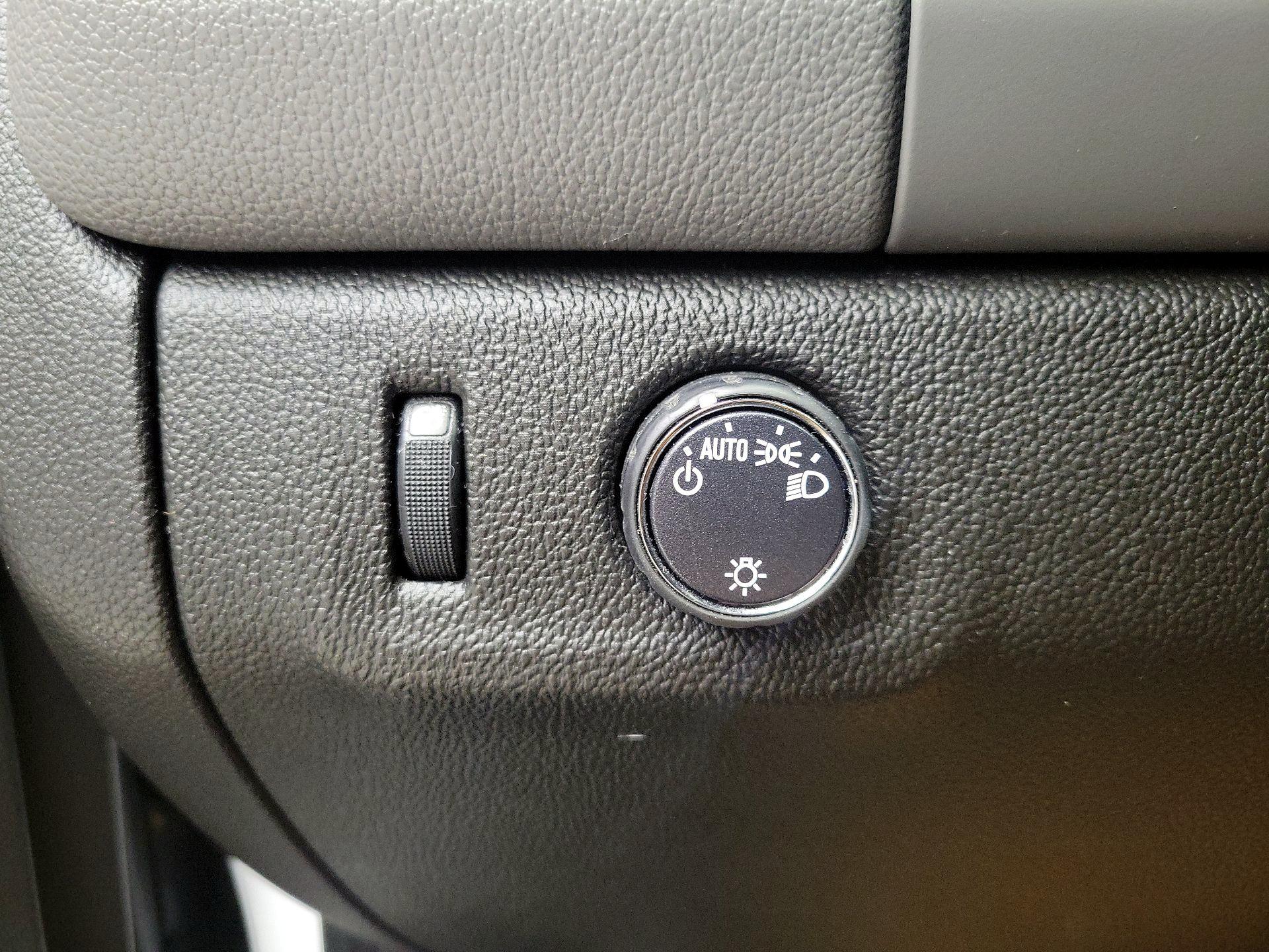 Thumbnail: 2020 Chevrolet Colorado - 13