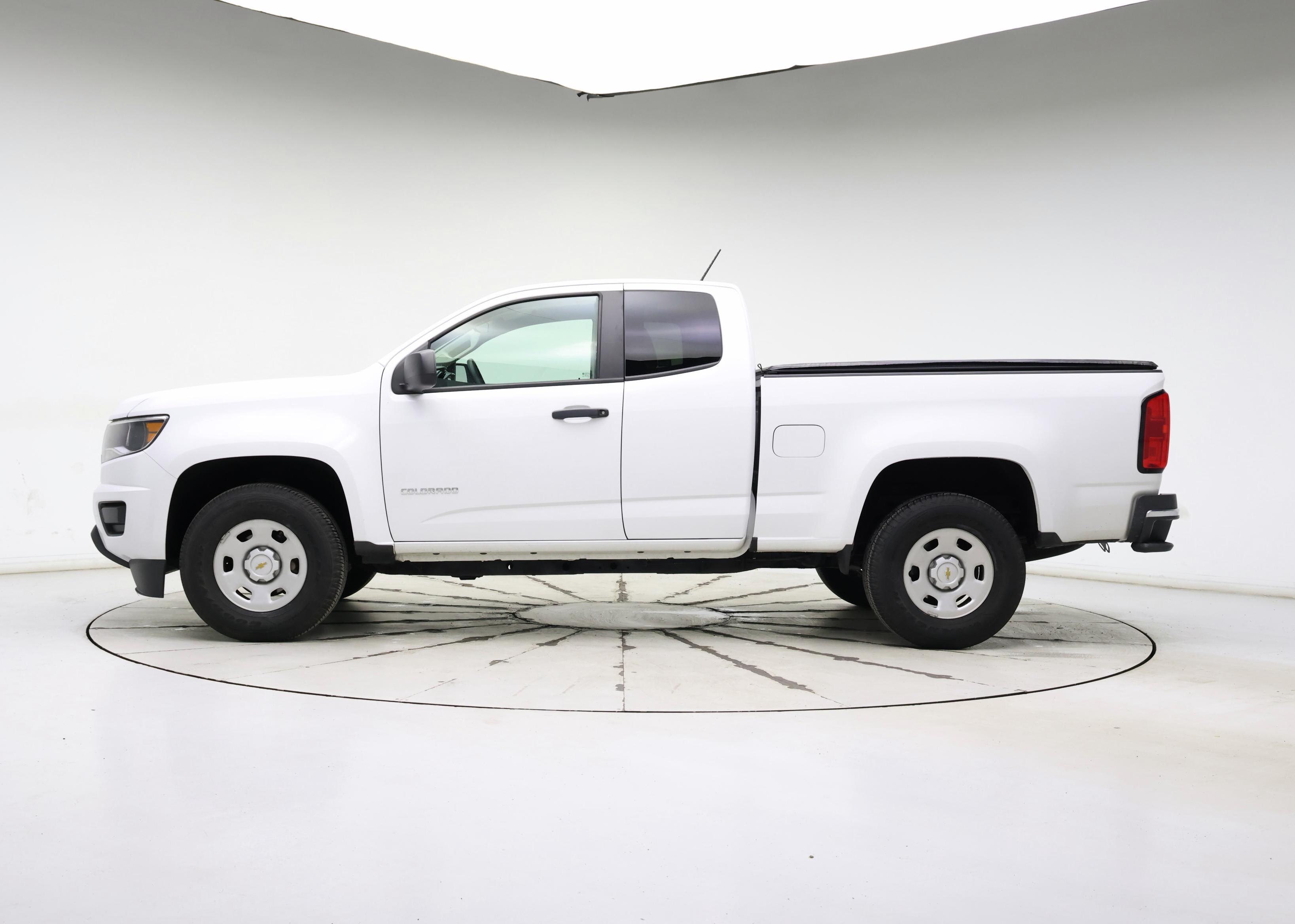 Thumbnail: 2020 Chevrolet Colorado - 3