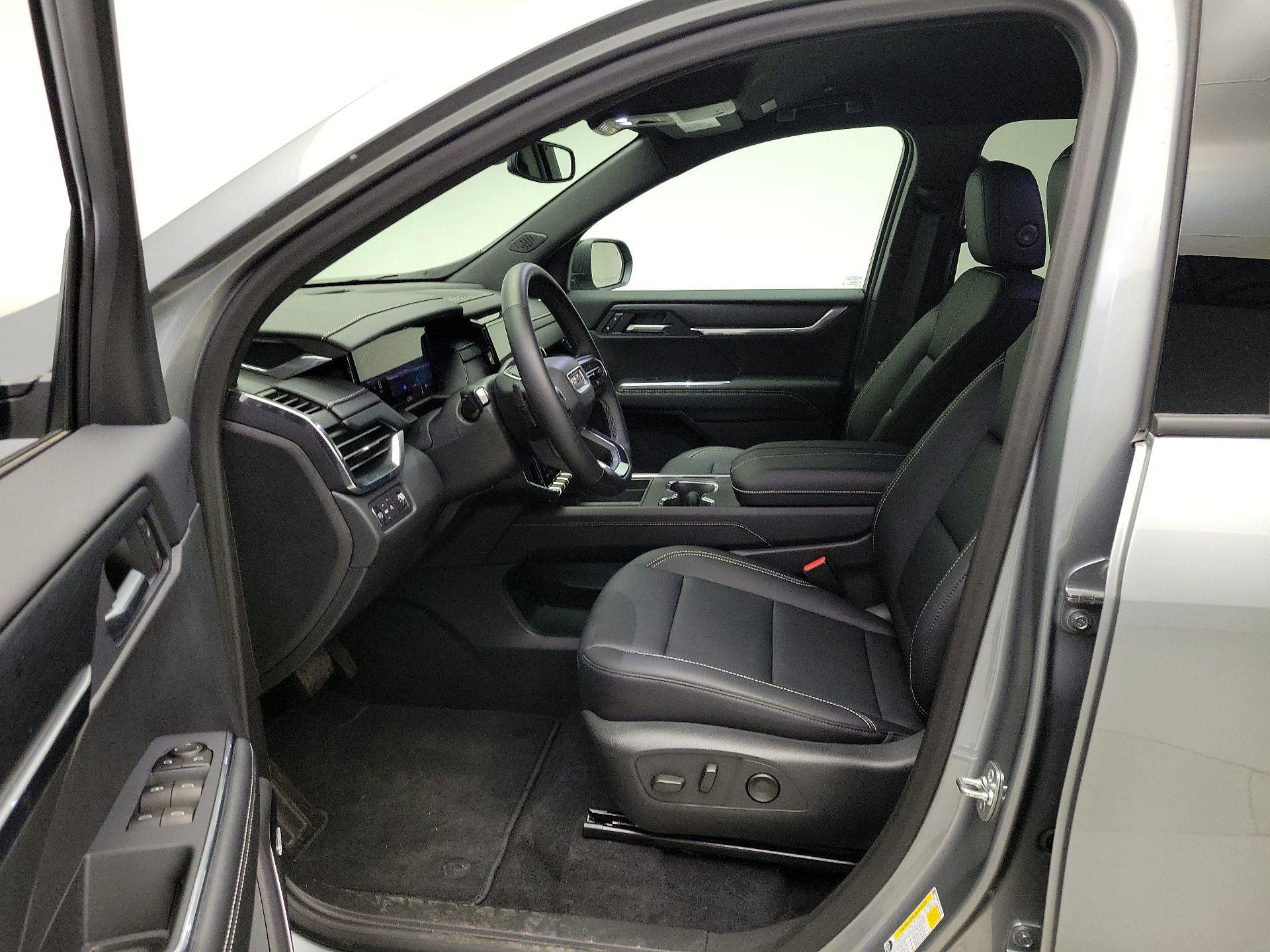 Thumbnail: 2025 GMC Acadia - 11