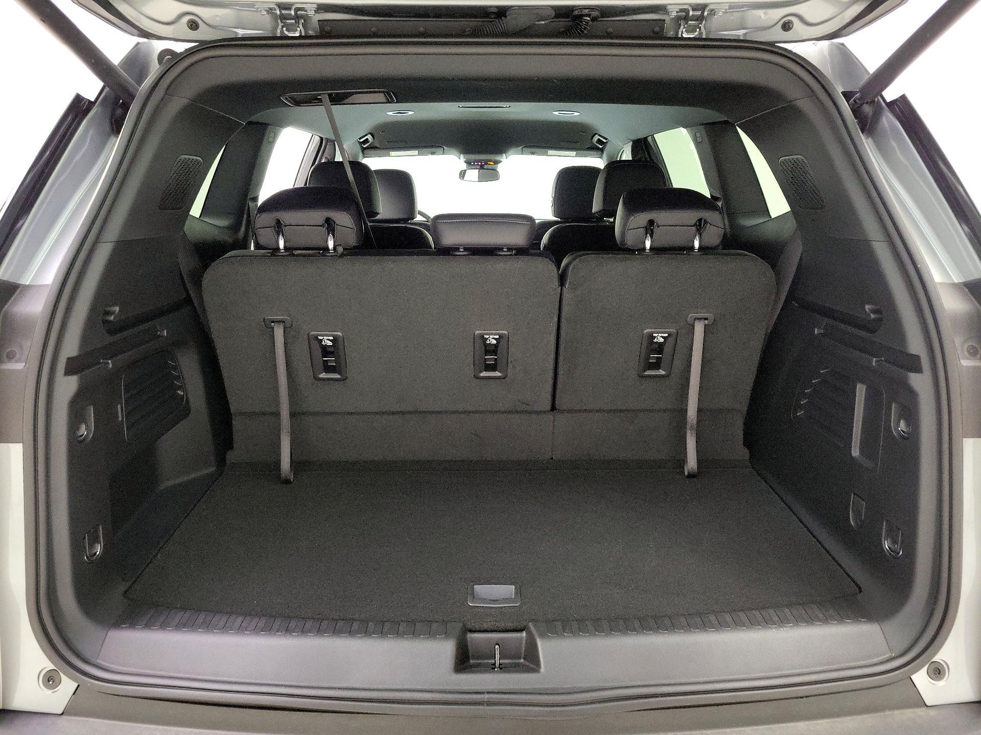 Thumbnail: 2025 GMC Acadia - 19