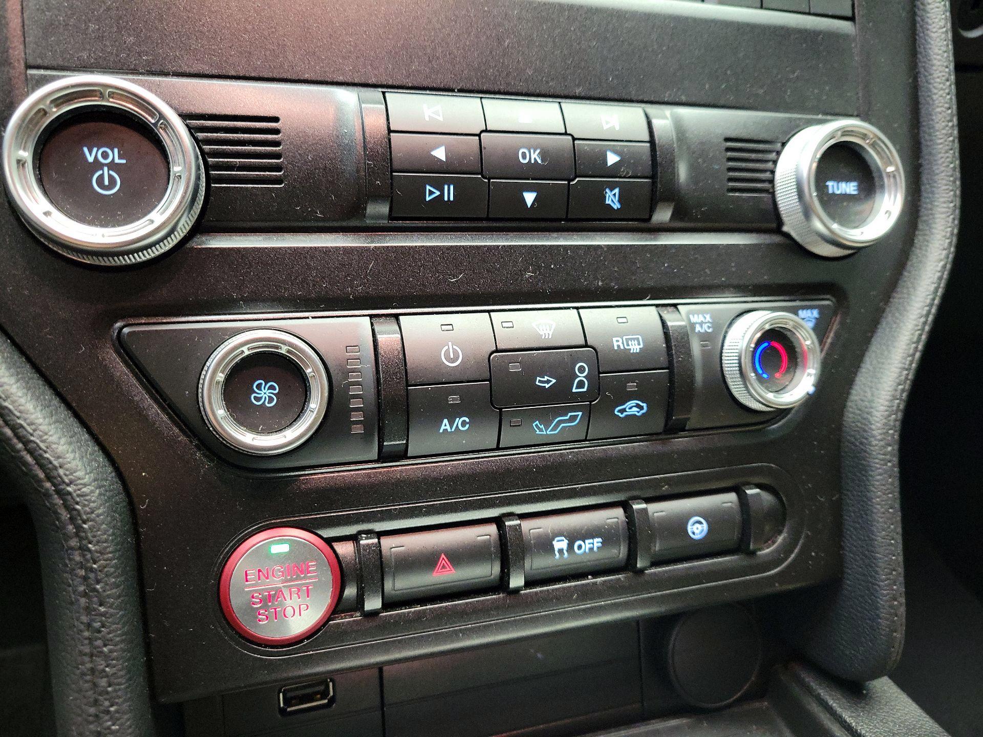 Thumbnail: 2019 Ford Mustang - 16