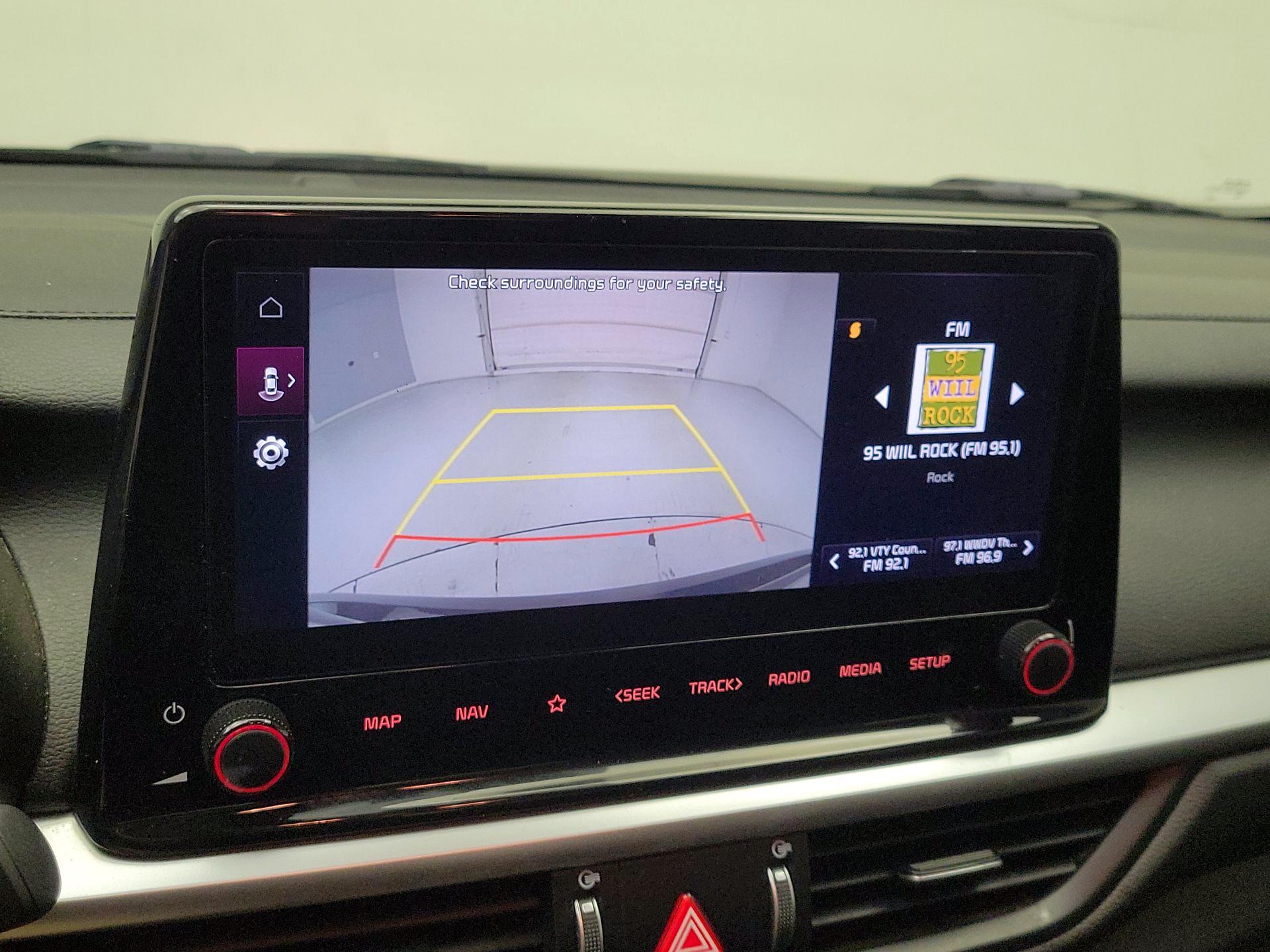 Thumbnail: 2023 Kia Forte - 15