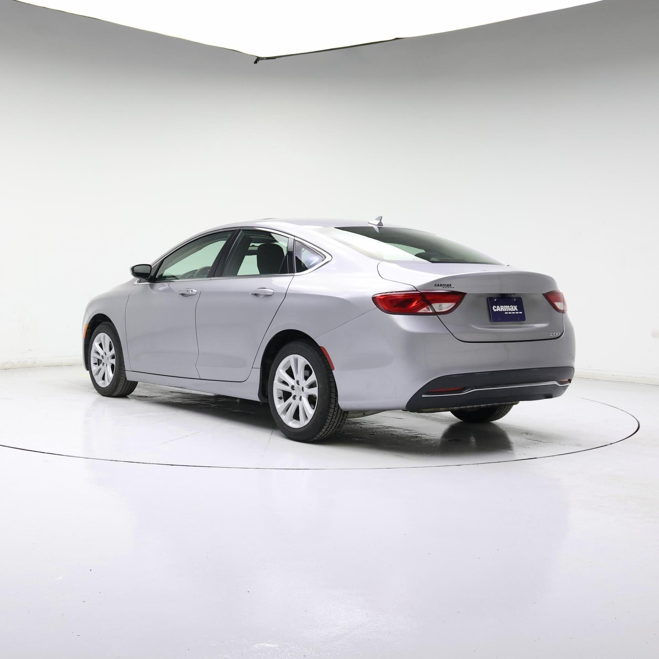 Thumbnail: 2016 Chrysler 200 - 2