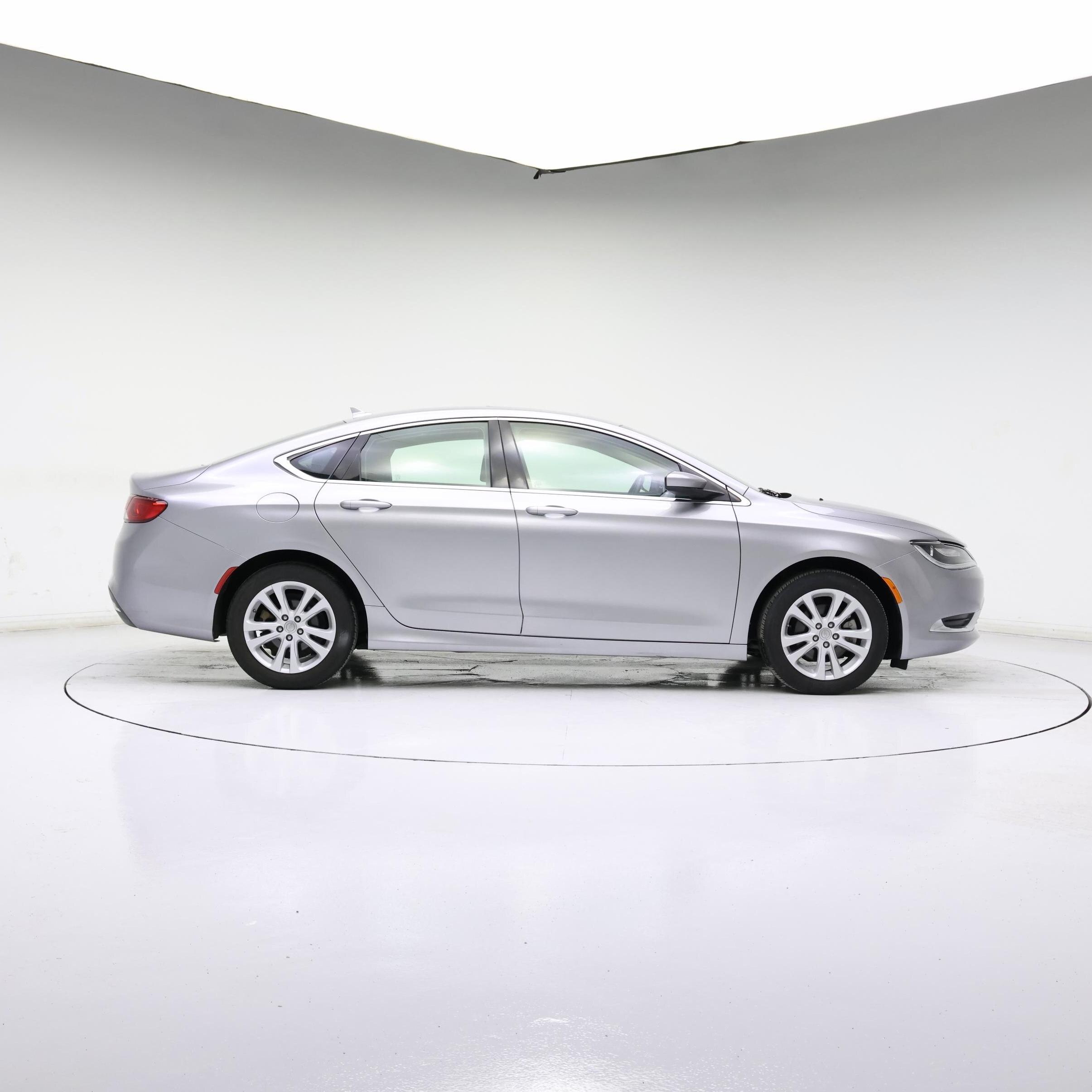 Thumbnail: 2016 Chrysler 200 - 7